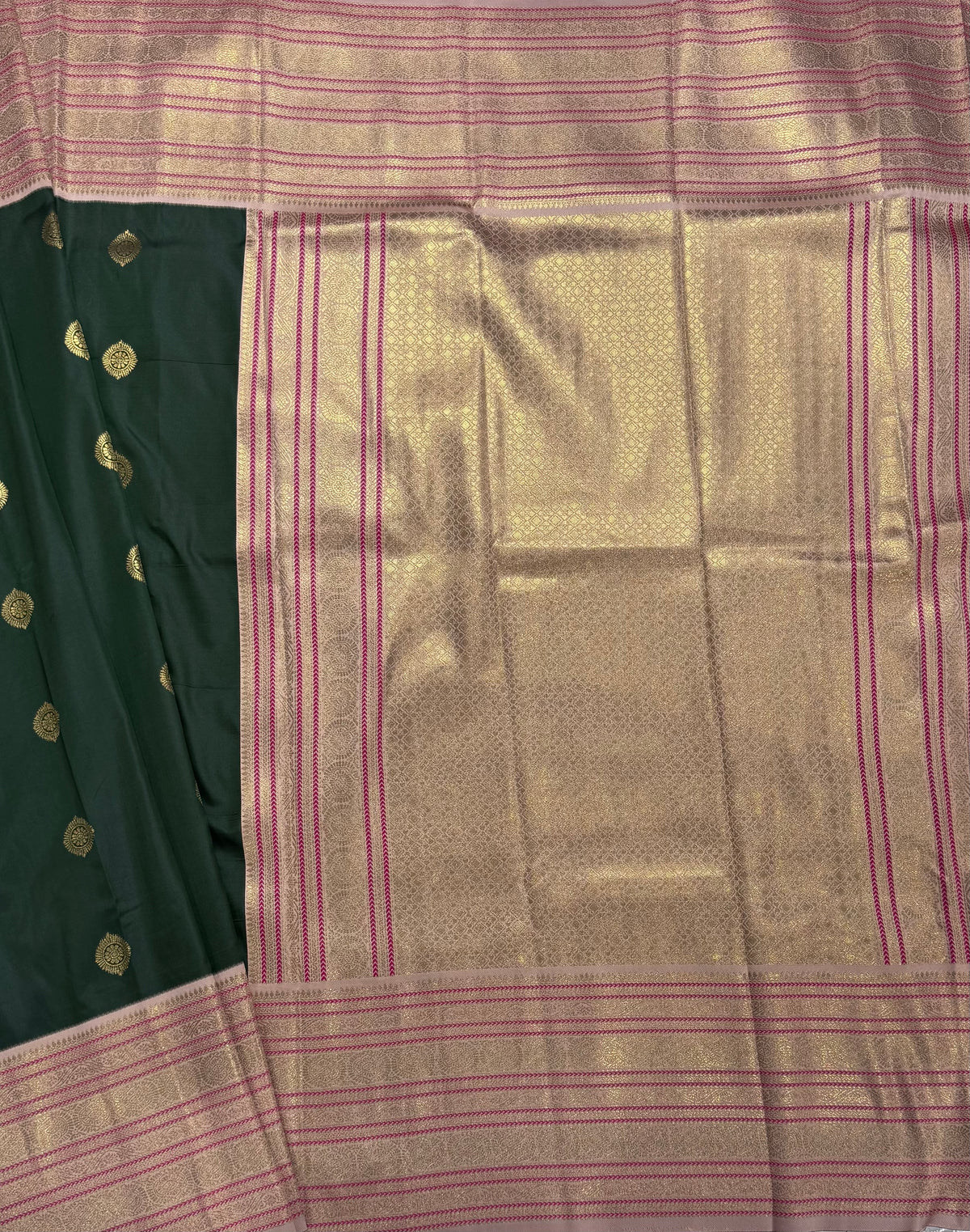Bottle green Kanchi Border Semi Soft Silk Saree 110