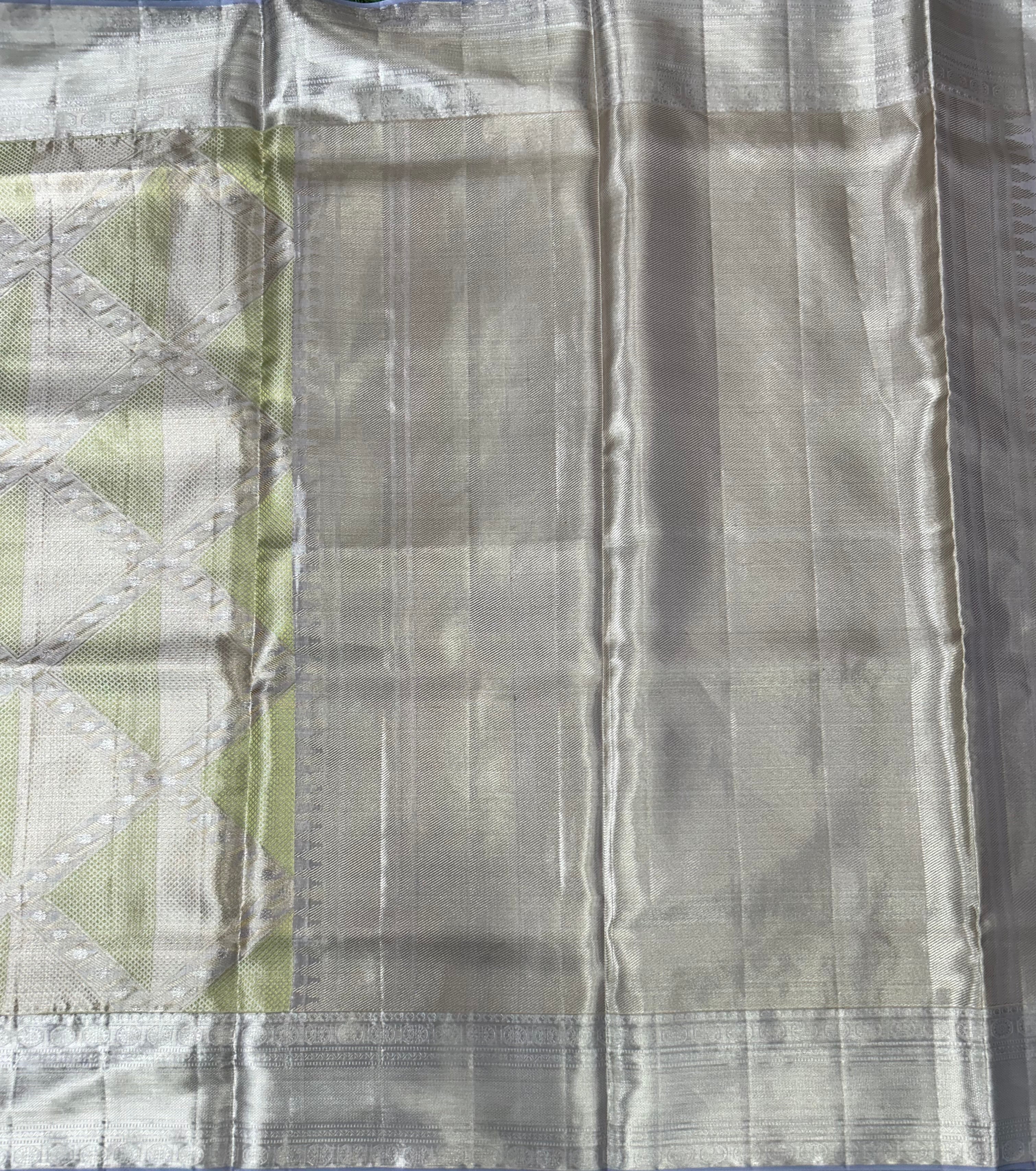 Silver shade brocade pure kanchipuram silk saree