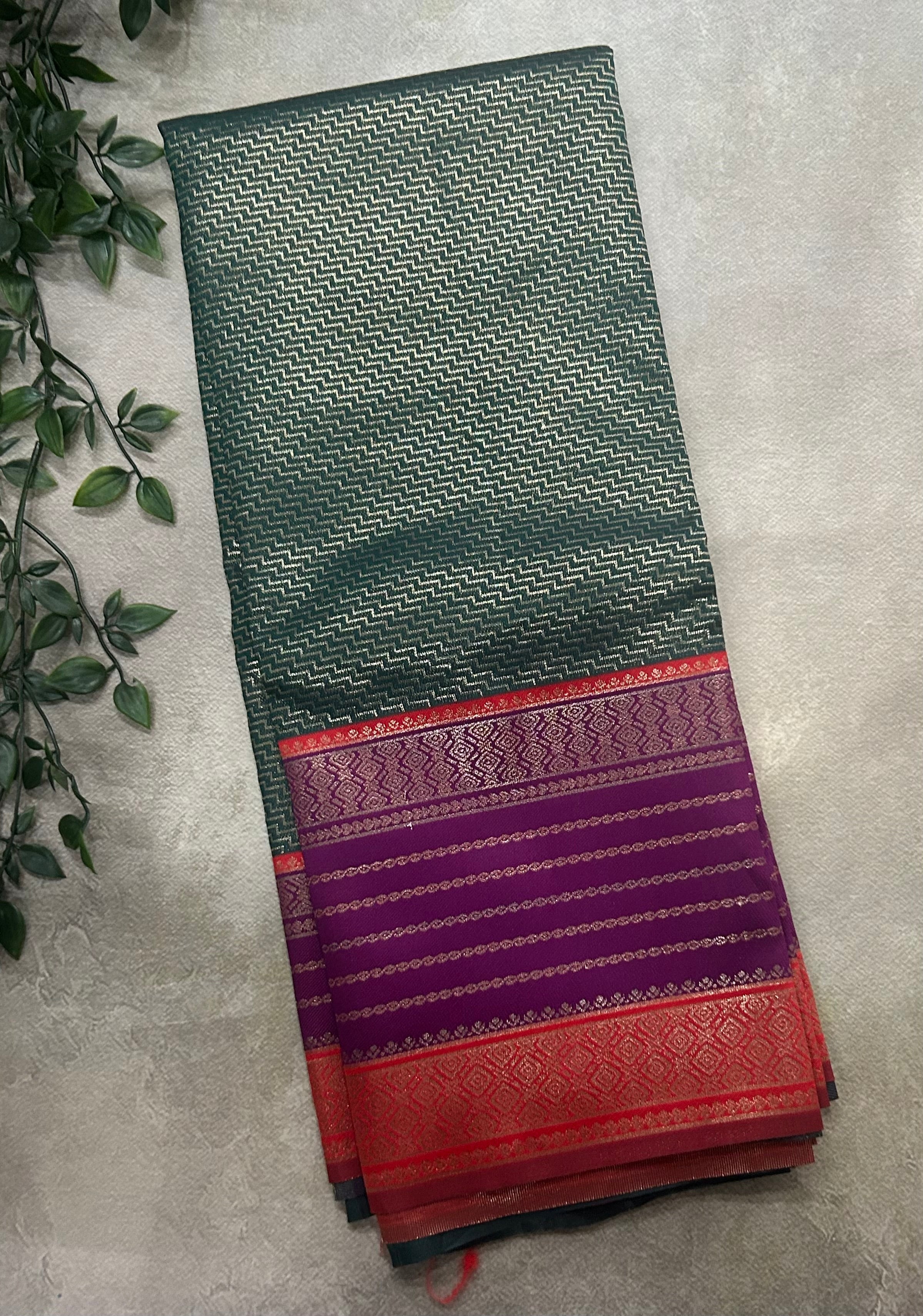 3d brocade zig zag semi crepe saree