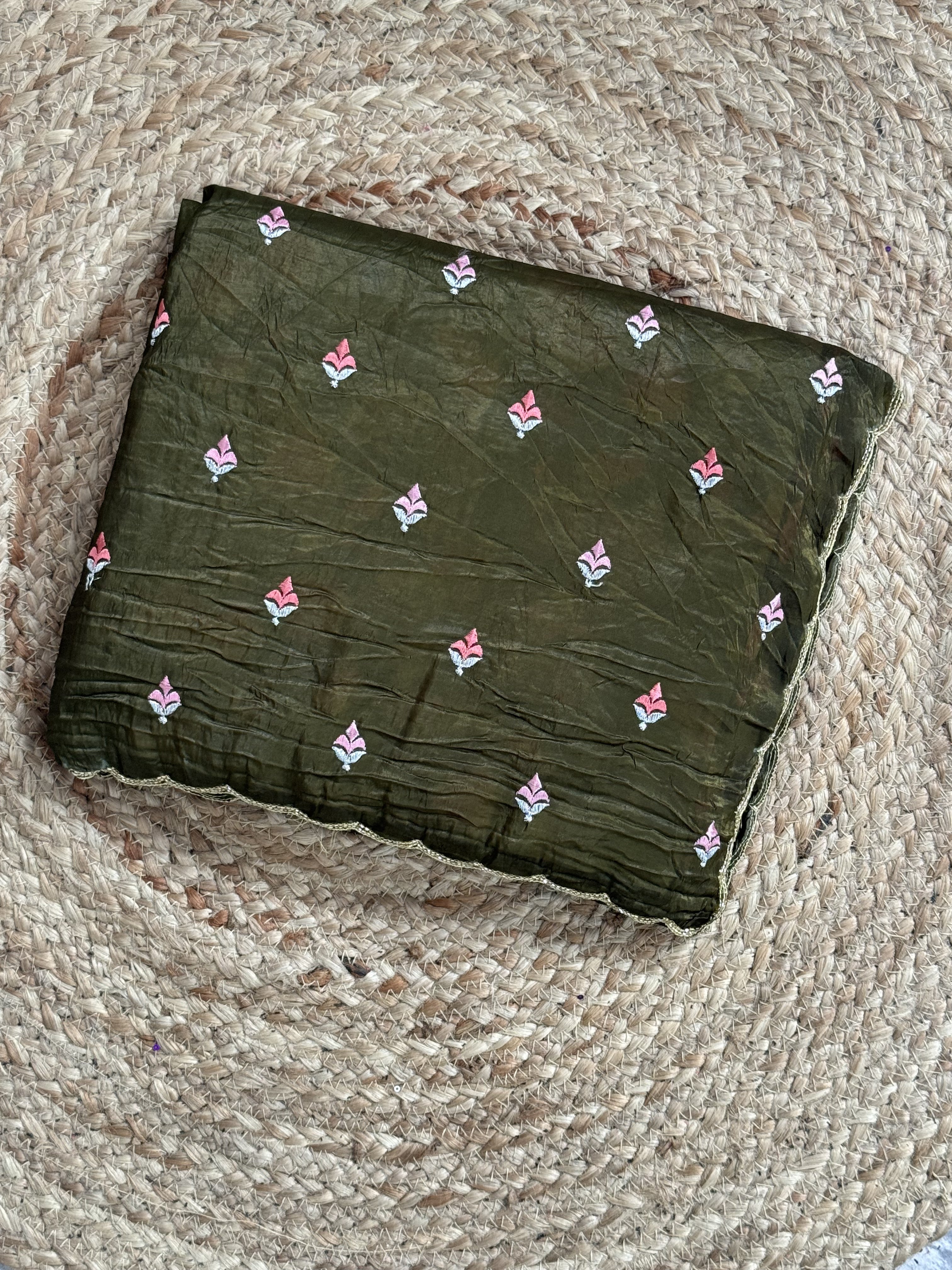 Green stone scallop party wear saree