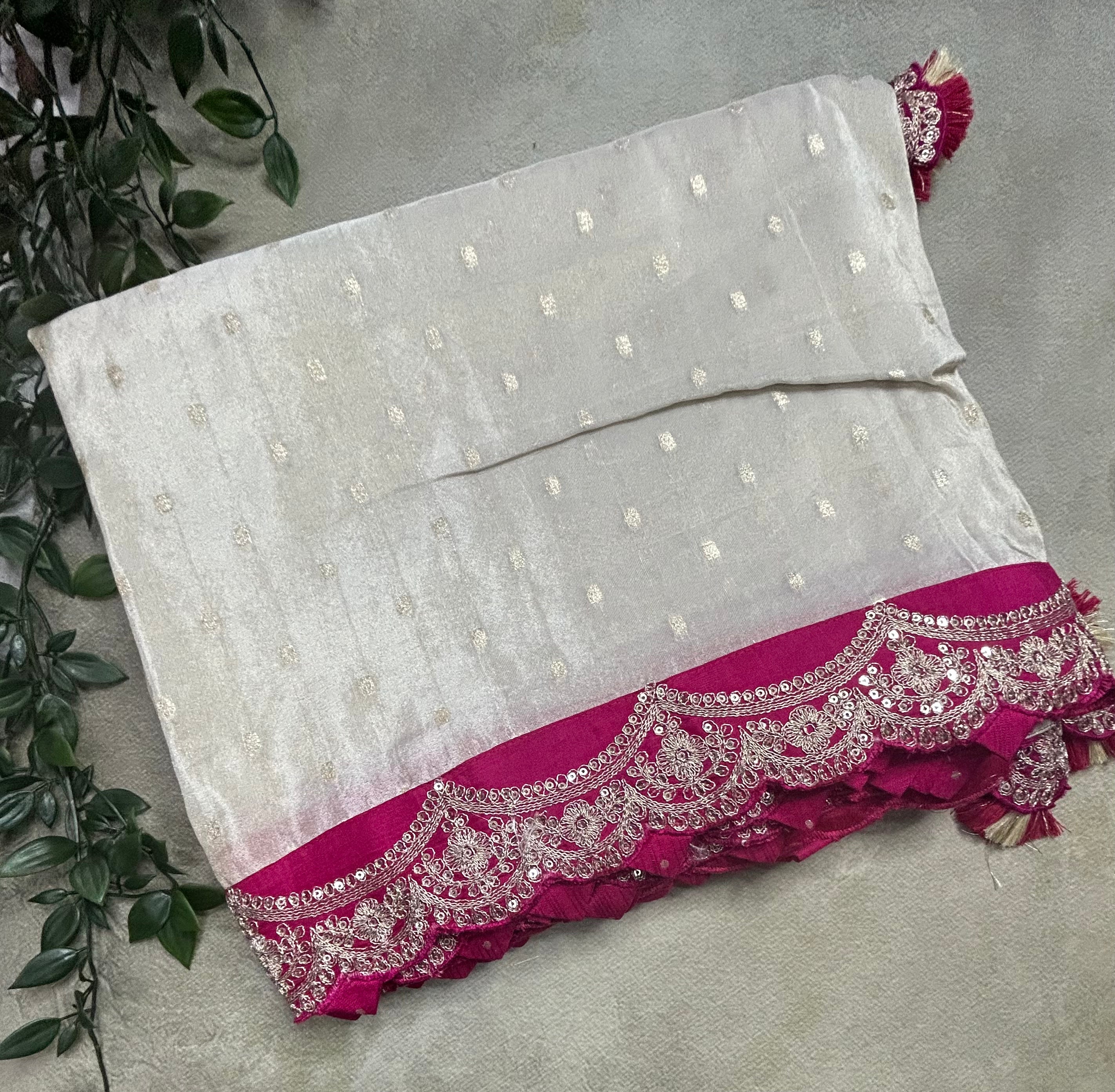 Cream small Butta party wear scallop border saree