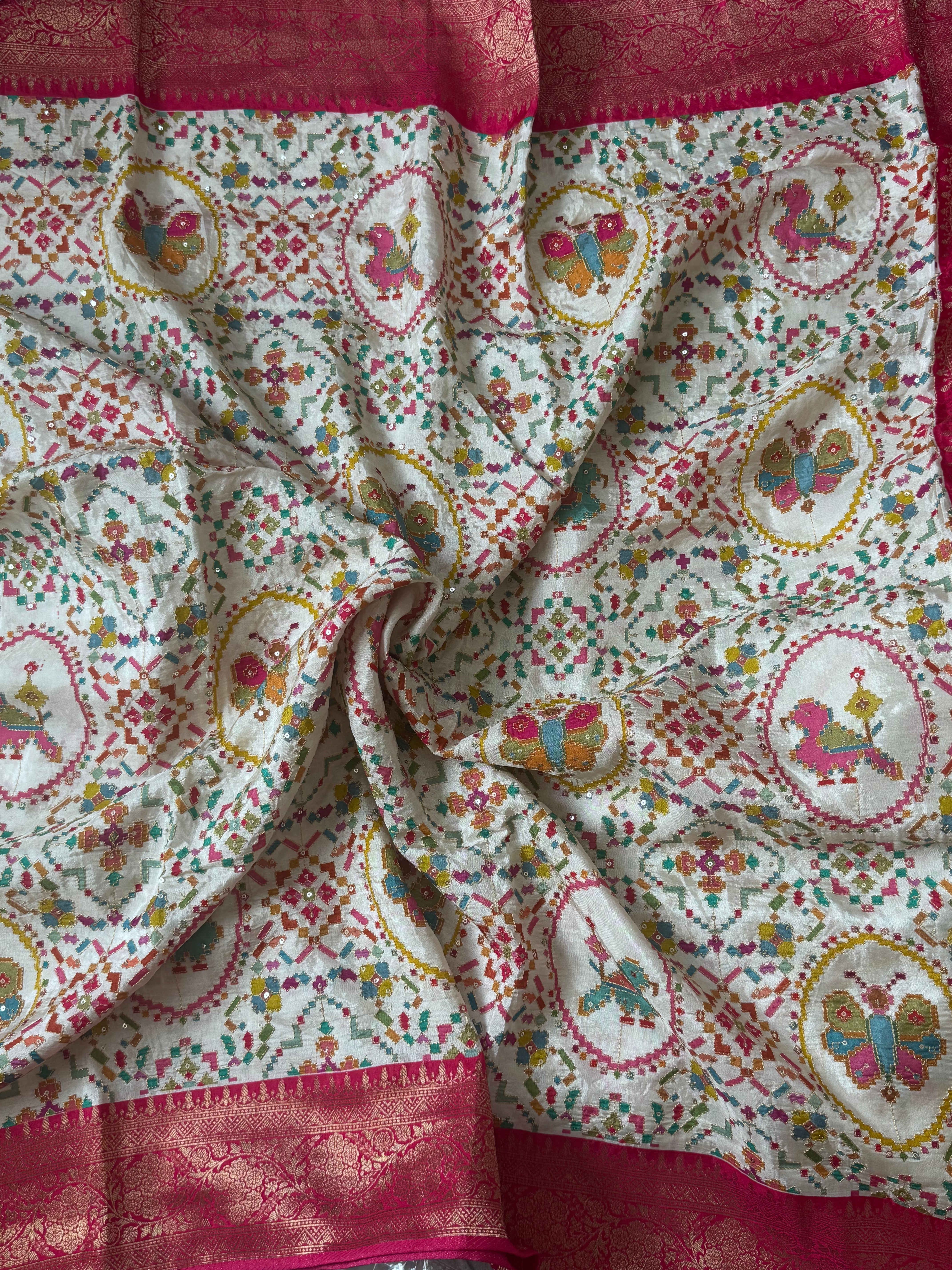 Cream Pashmina Georgette Saree 110