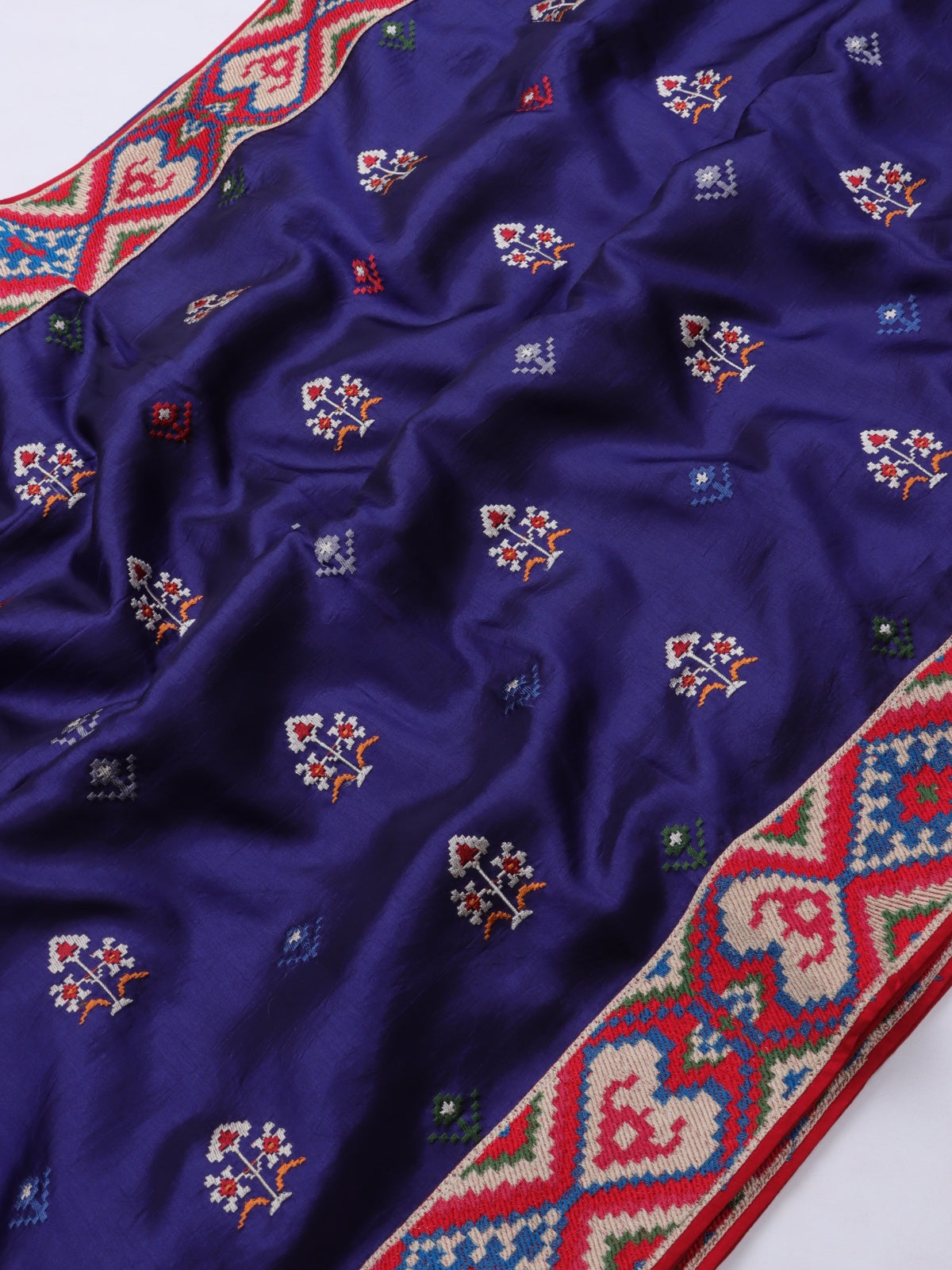 Navy Blue Pure Silk Saree (Swara)