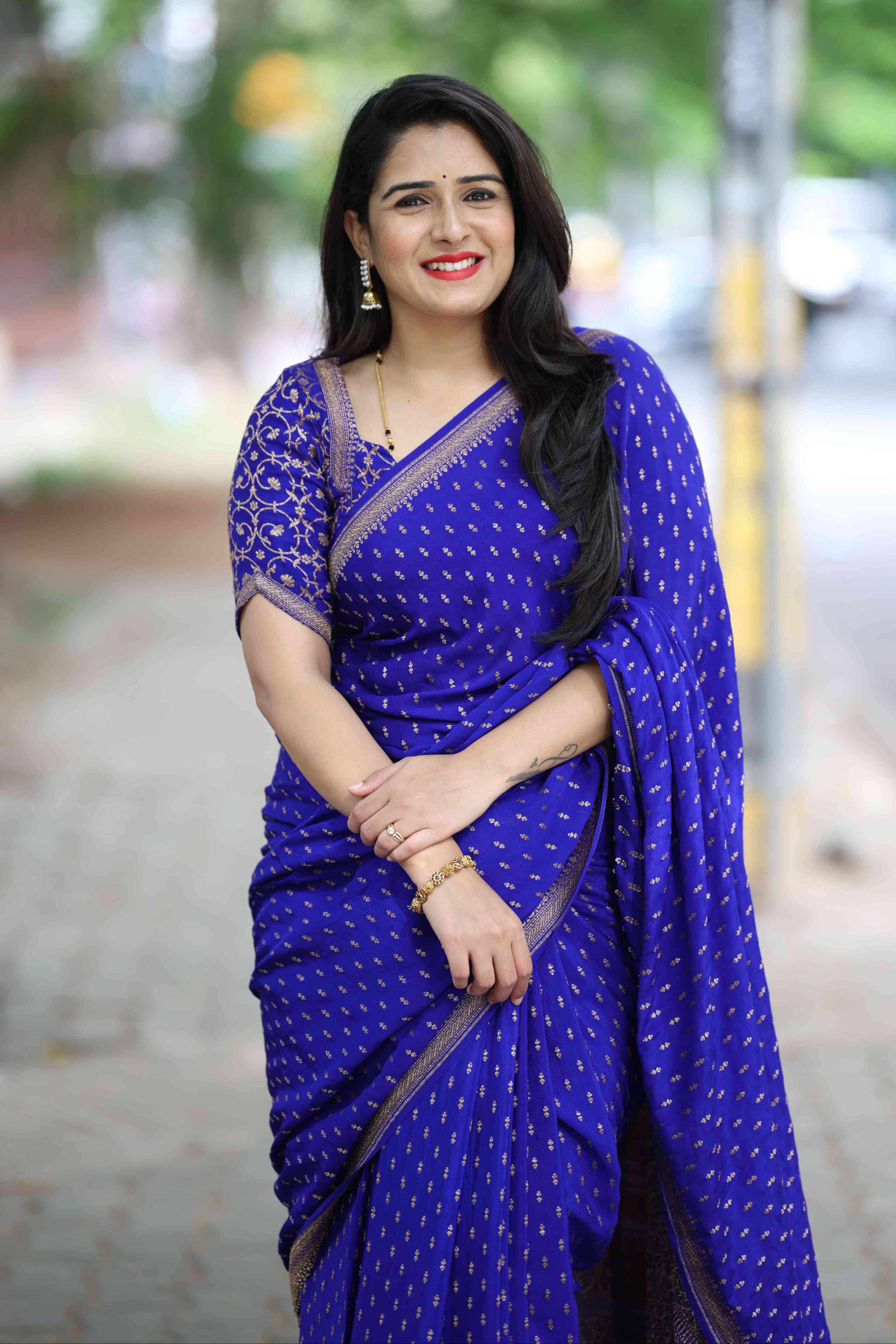 Royal Blue Pure Benarasi Crepe Silk Saree (Supriya Chandan)
