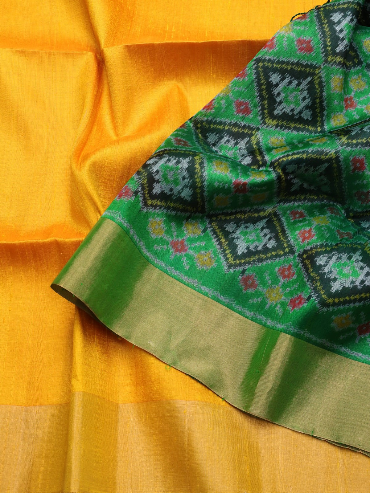 Yellow Pure Raw Silk Saree (Swara)