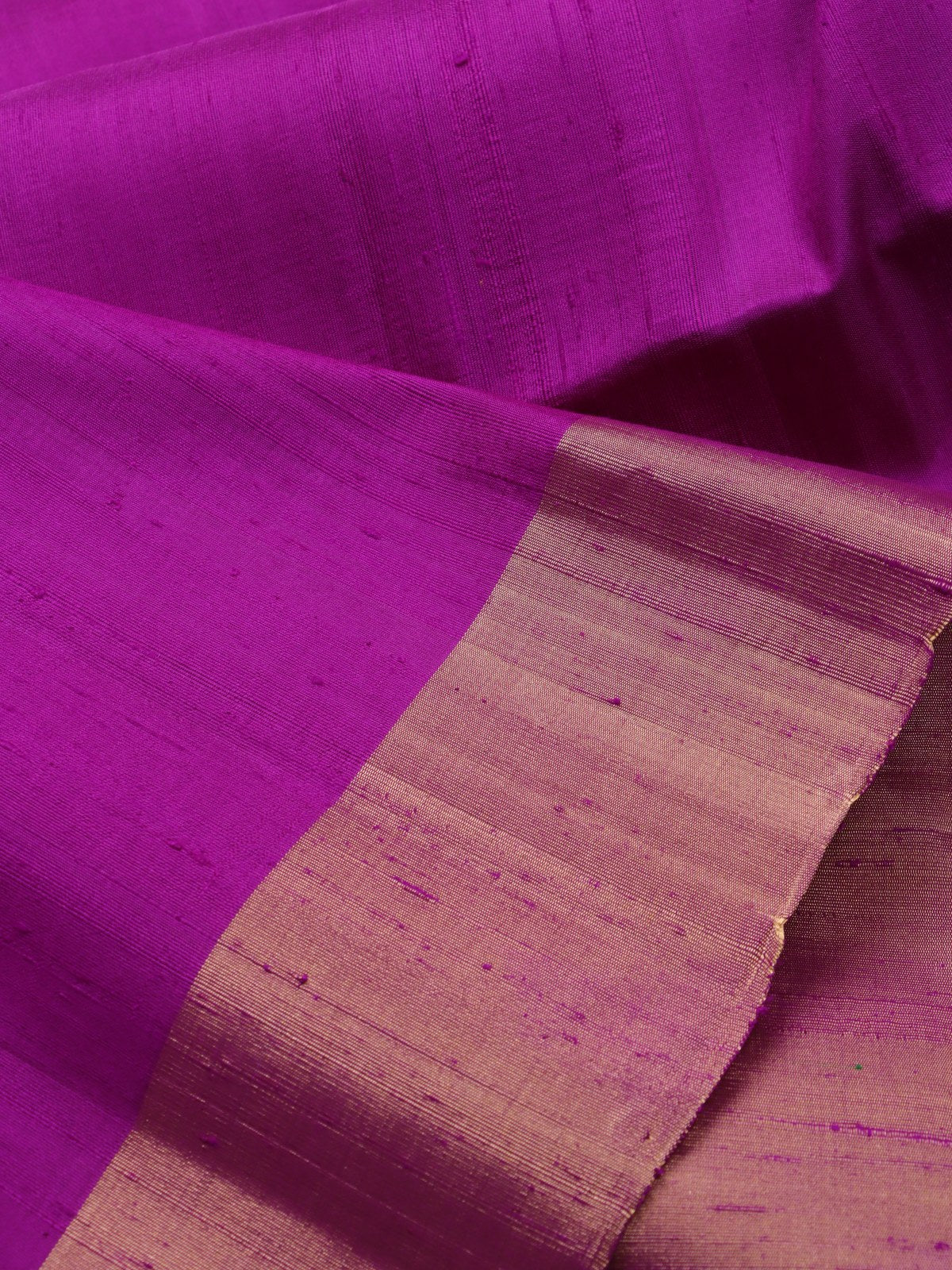 Magenta Pure Raw Silk Saree (Swara)