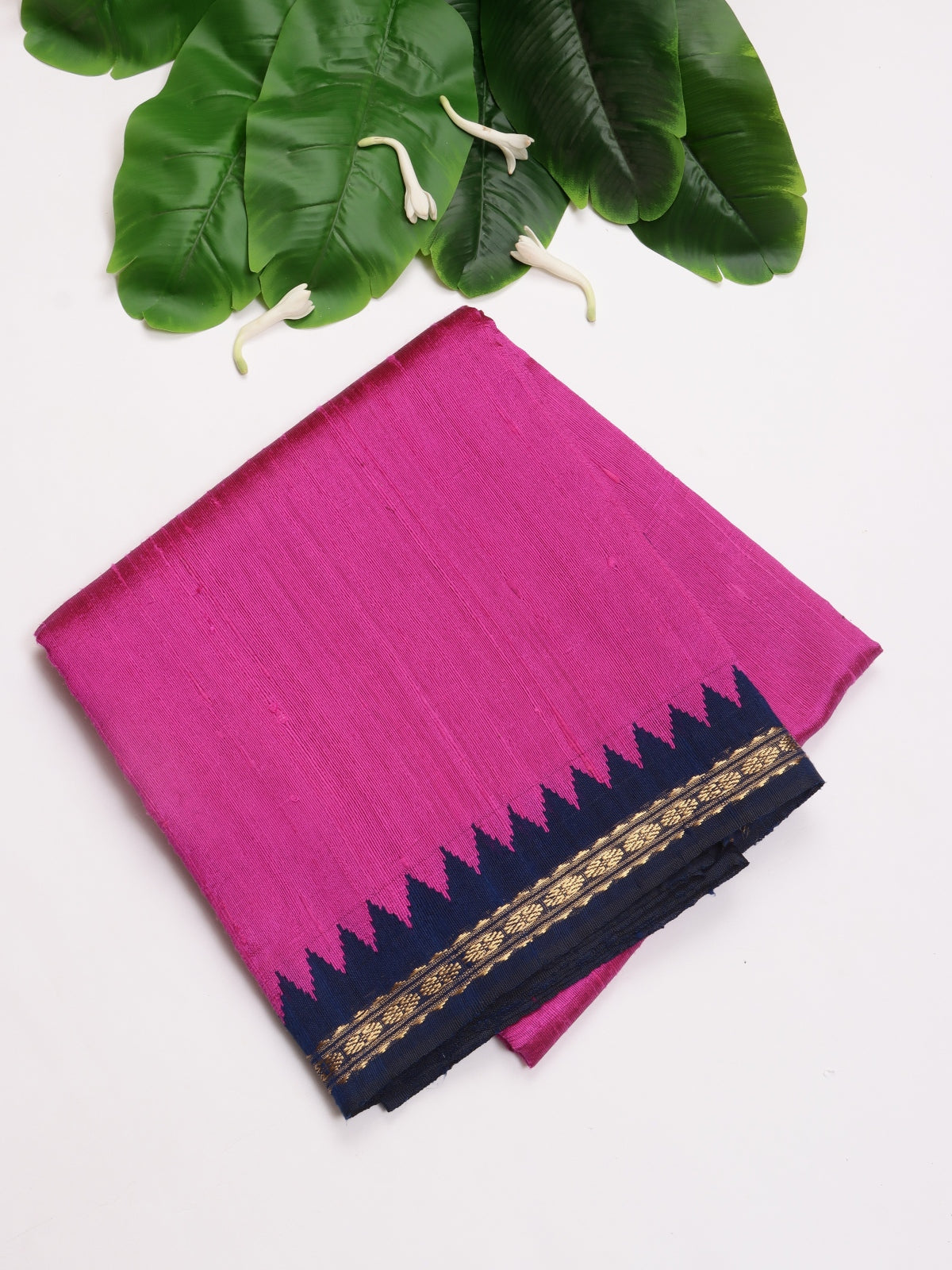 Magenta Pure Matka Silk Saree (Swara)