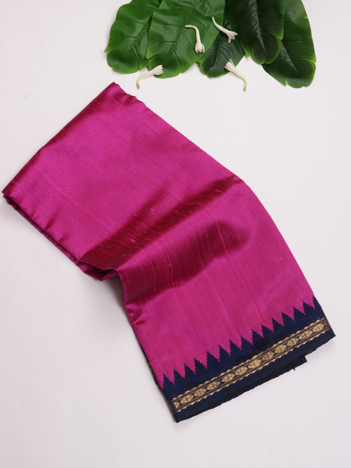 Magenta Pure Matka Silk Saree (Swara)
