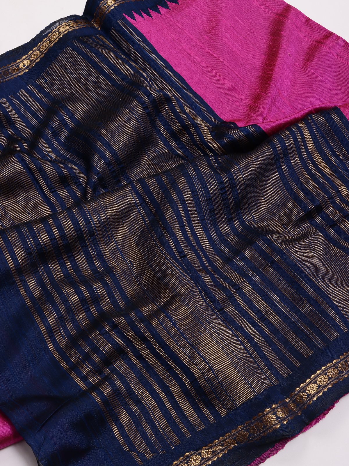 Magenta Pure Matka Silk Saree (Swara)