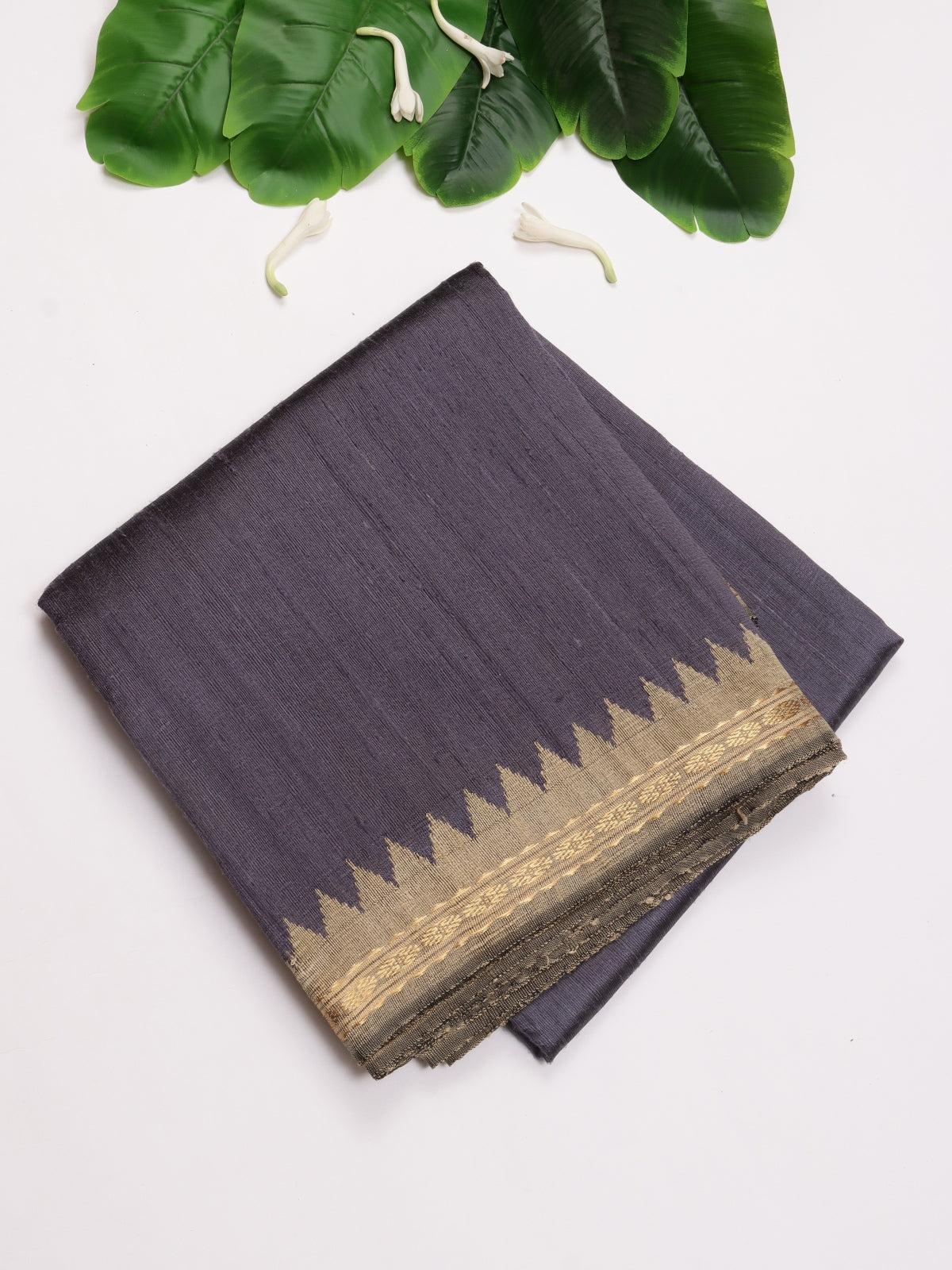 Grey Pure Matka Silk Saree (Swara)