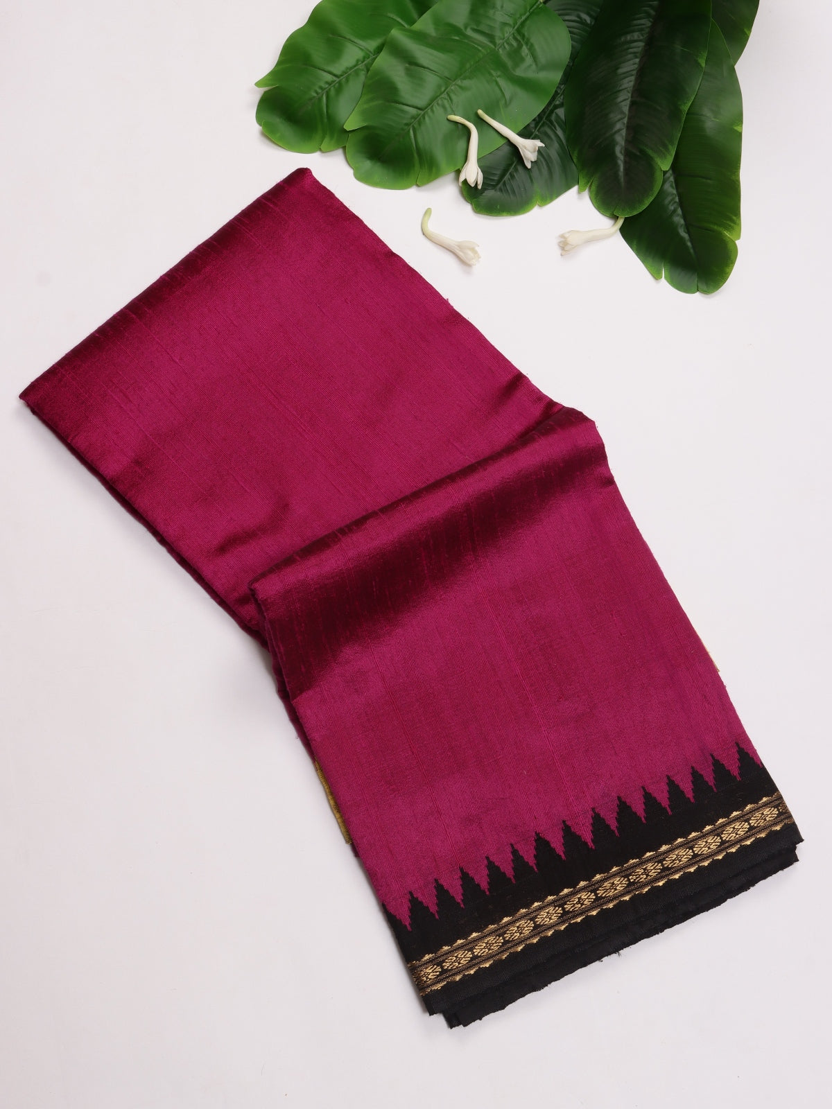 Magenta Ganga Jamuna Border Pure Matka Silk Saree (Swara)