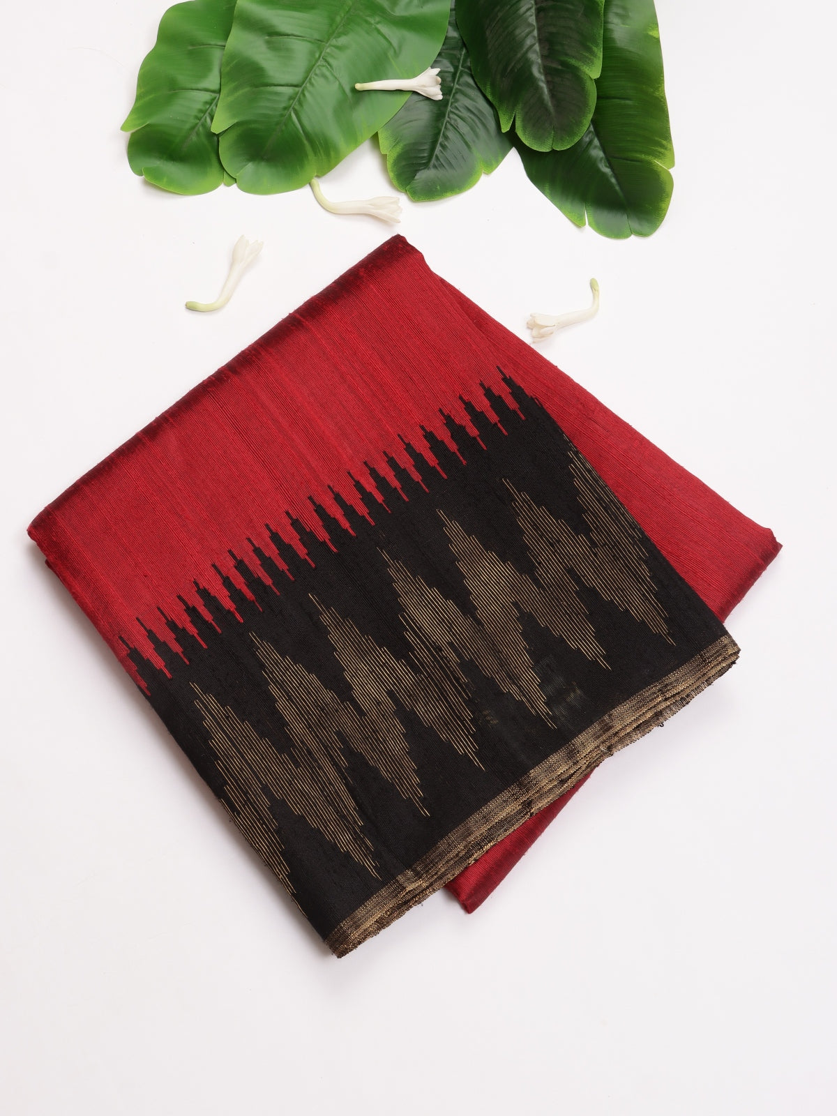 Red Pure Matka Silk Saree (Swara)