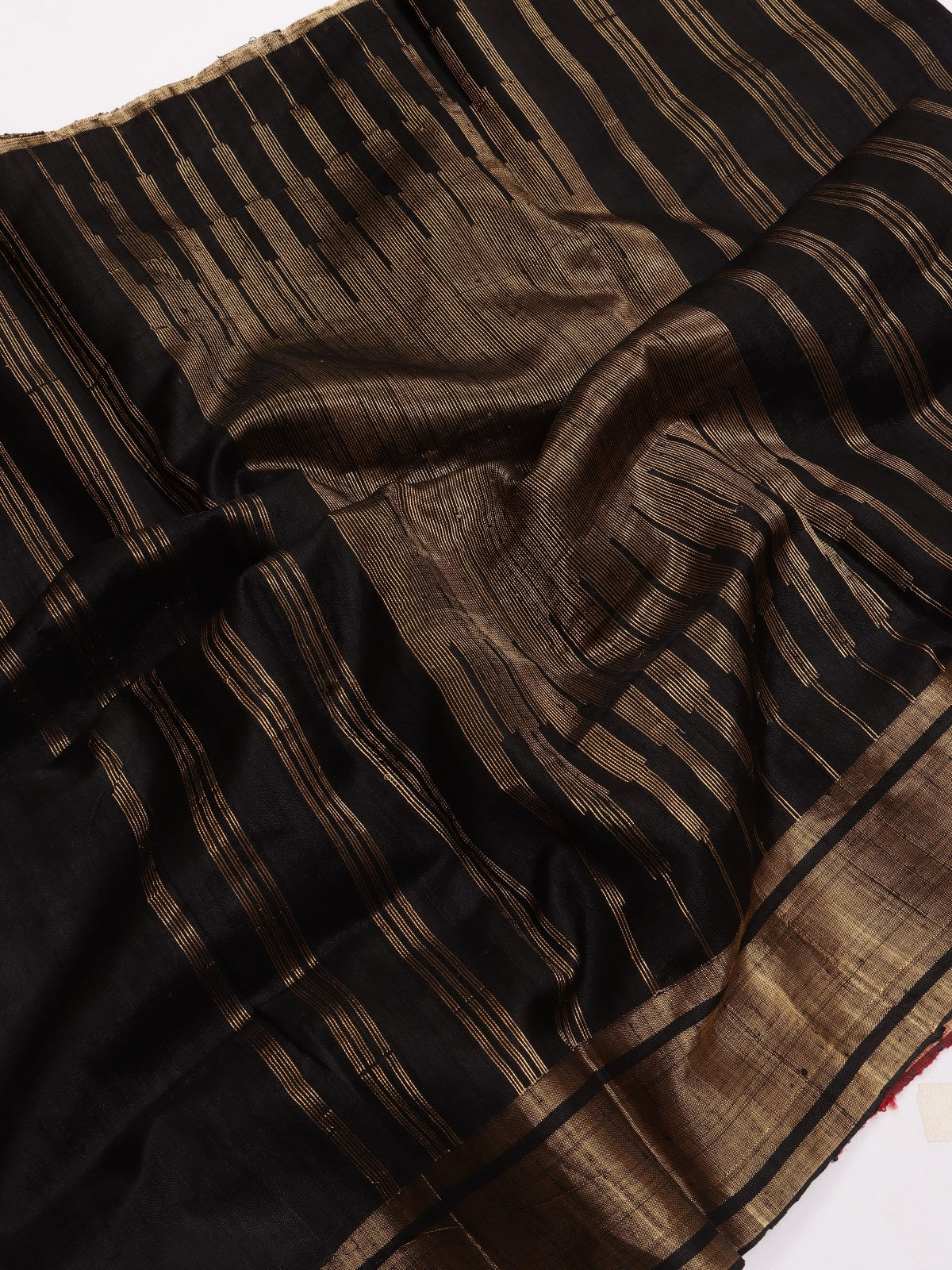 Red Pure Matka Silk Saree (Swara)