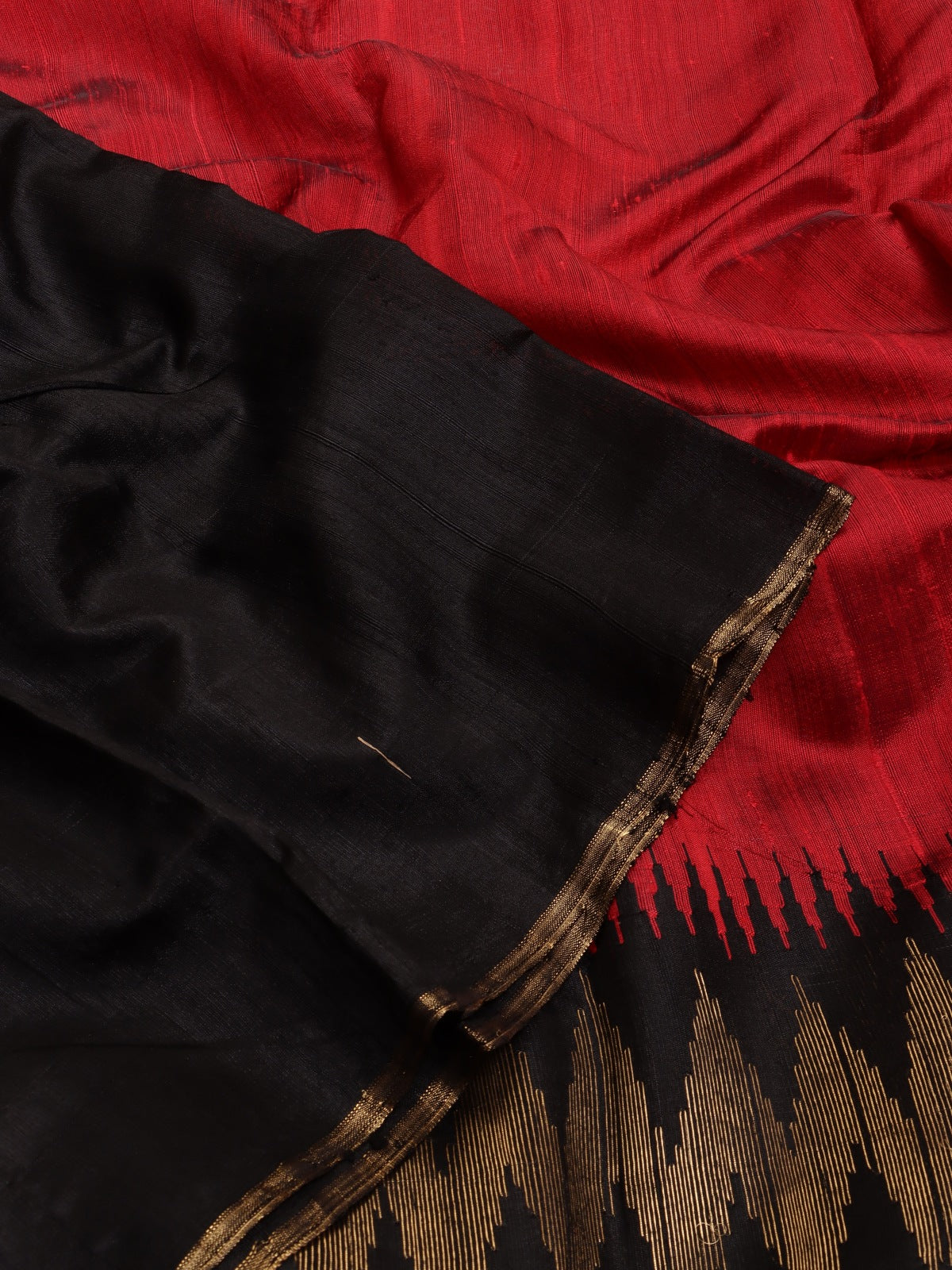 Red Pure Matka Silk Saree (Swara)