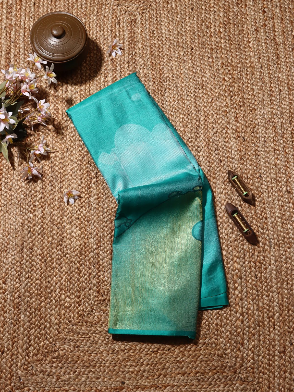 Sea Green Ravivarma Art Pure Kanchi Silk Saree 4G (Swara)