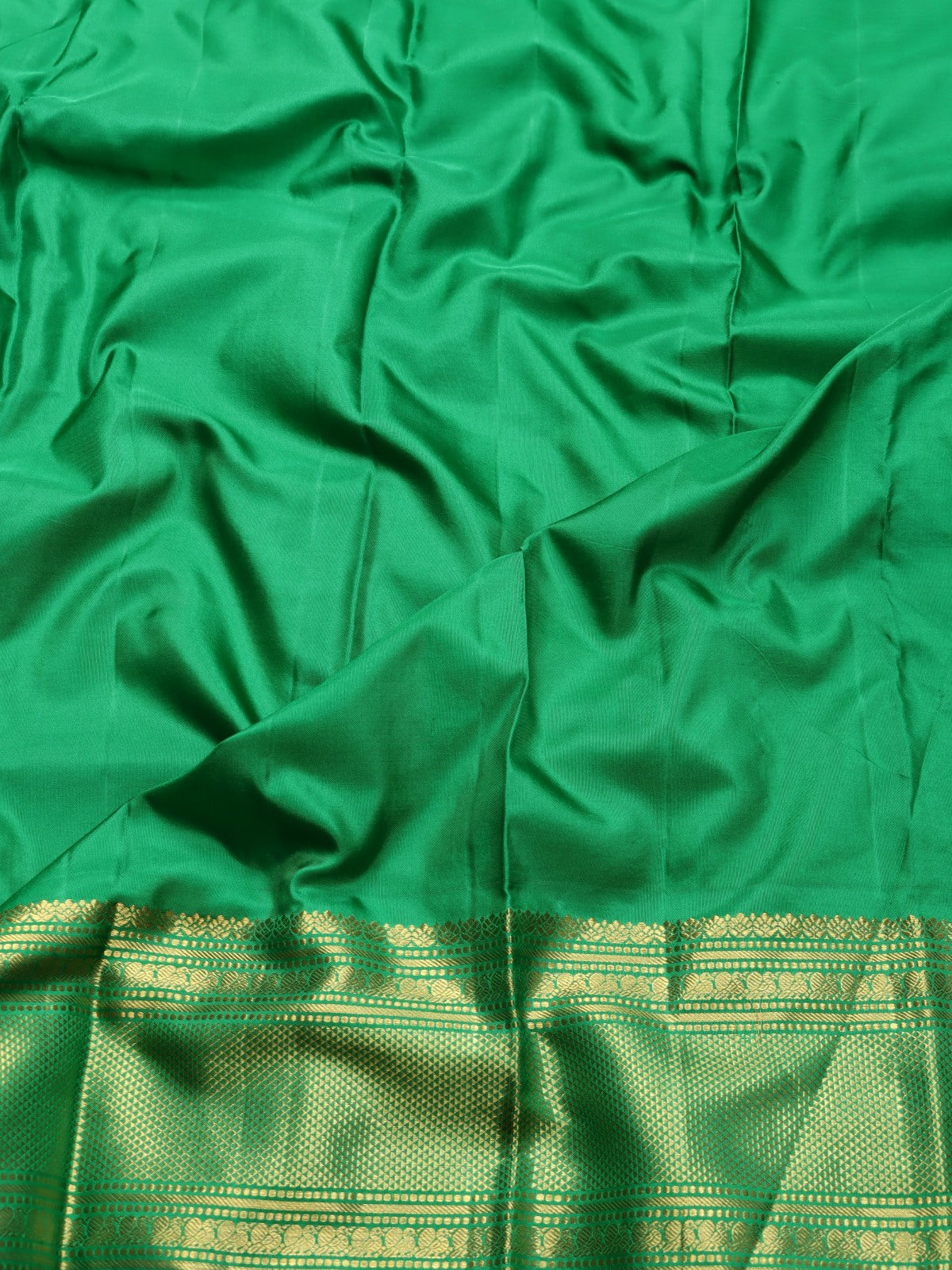 Black Pure Kanchi Silk Saree (Swara)