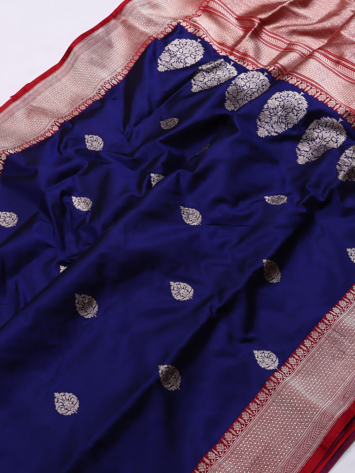 Navy Blue Pure Kathan Silk Saree (Swara)