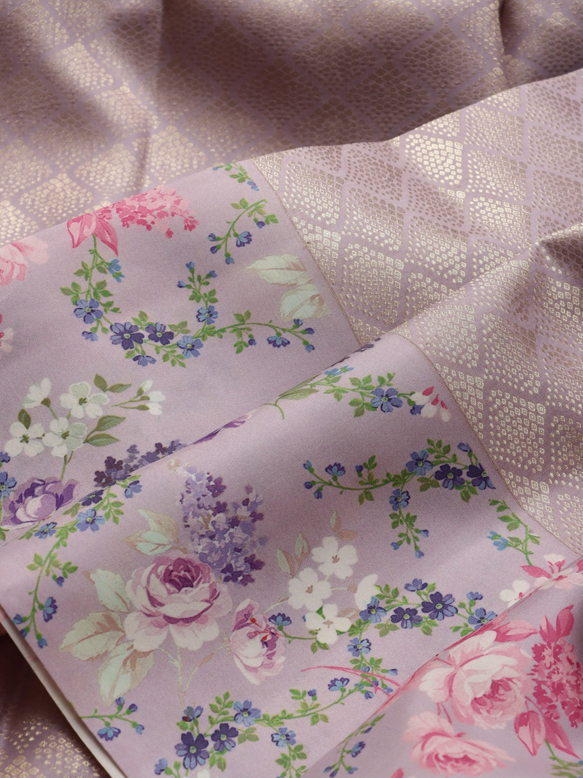 Lilac Digital Print Brocade Pure Kanchi Silk Saree (Swara)
