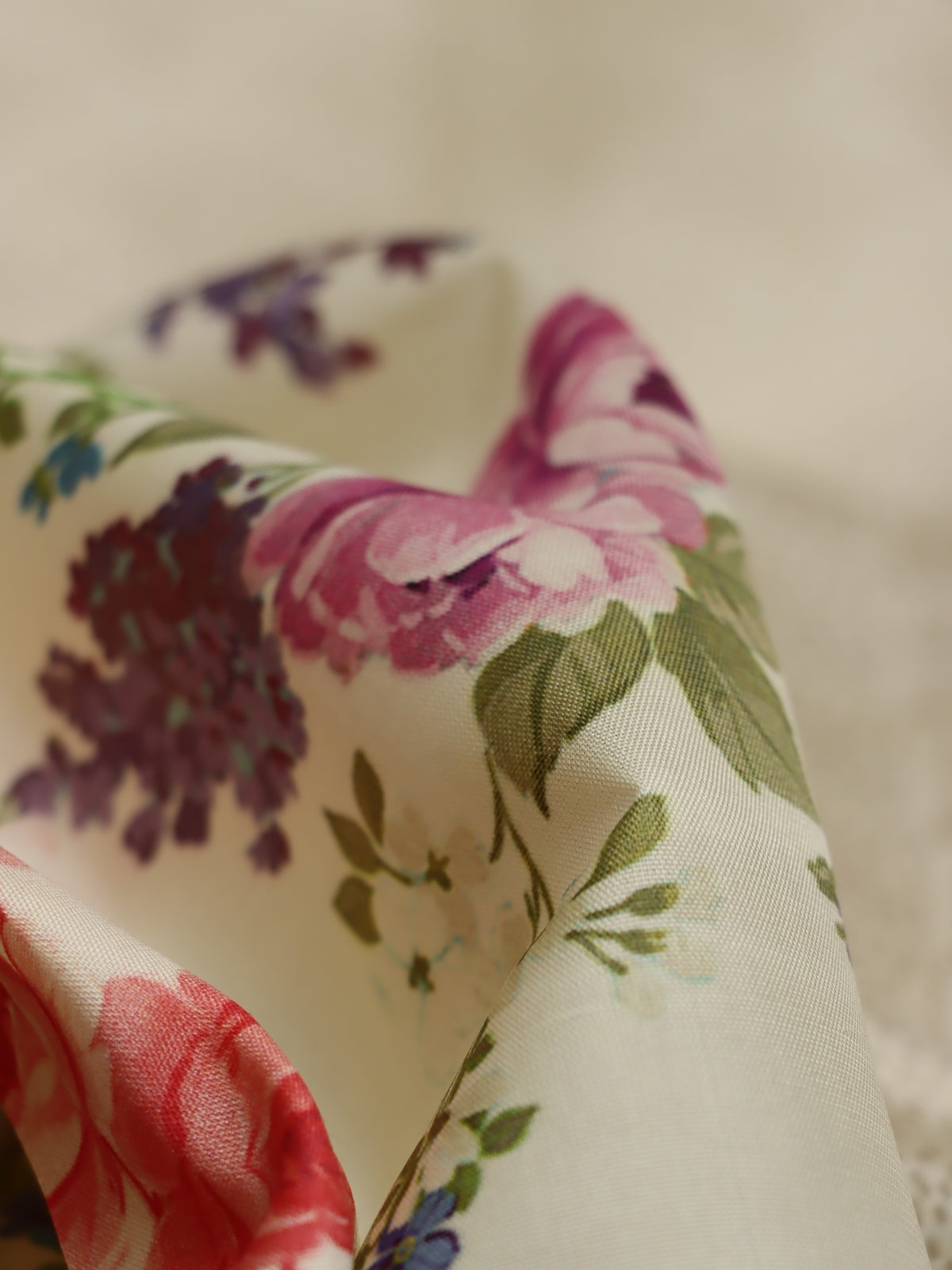Cream Digital Print Brocade Pure Kanchi Silk Saree (Swara)