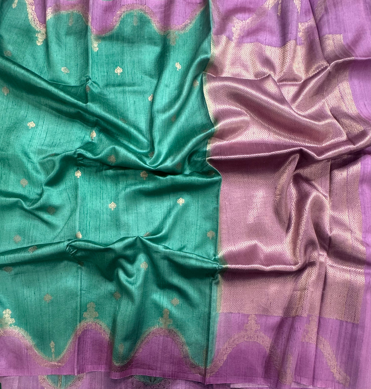 Sea green n pastel pink scallop border pure tussar silk saree 111