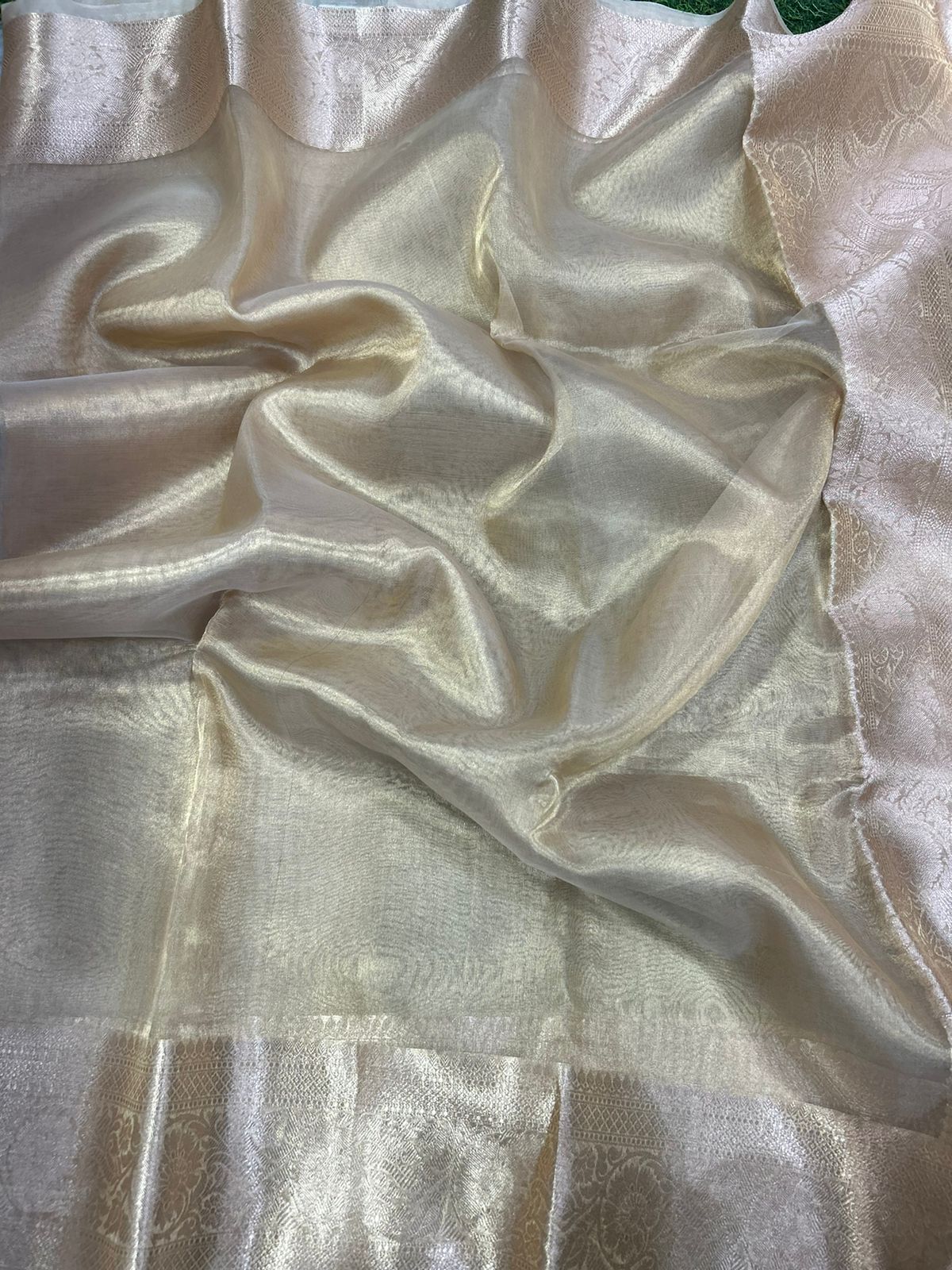 Malaika arora 01 plain pure tissue silk saree