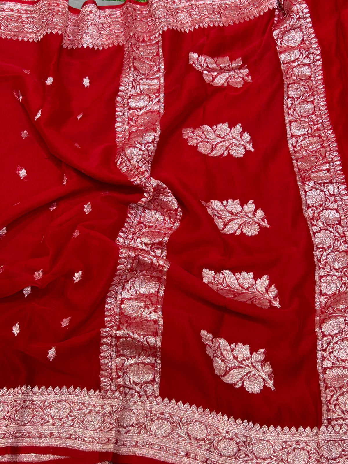 Red benaras pure chiffon
