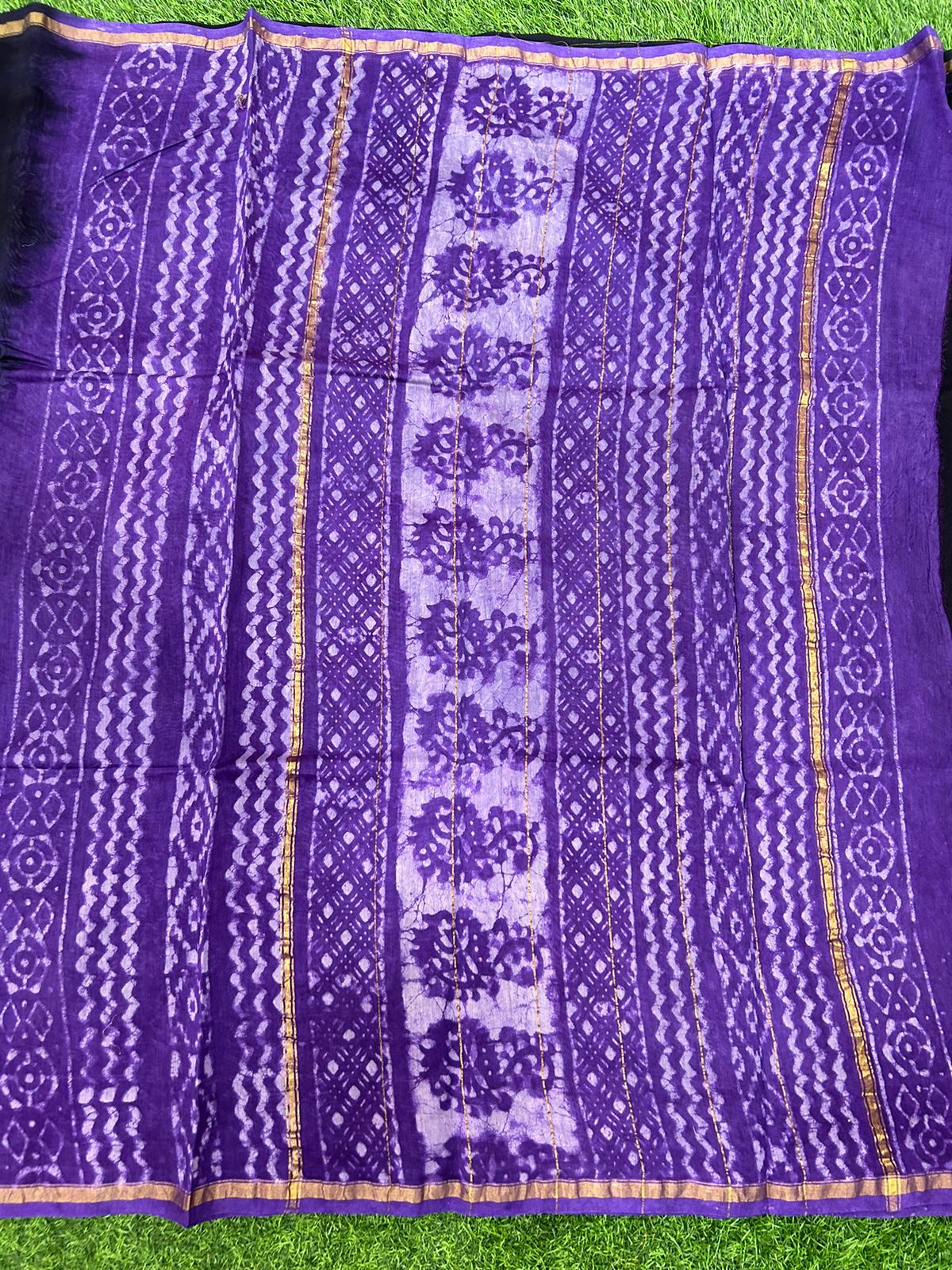 Black and lavender pure maheshwari cotton saree