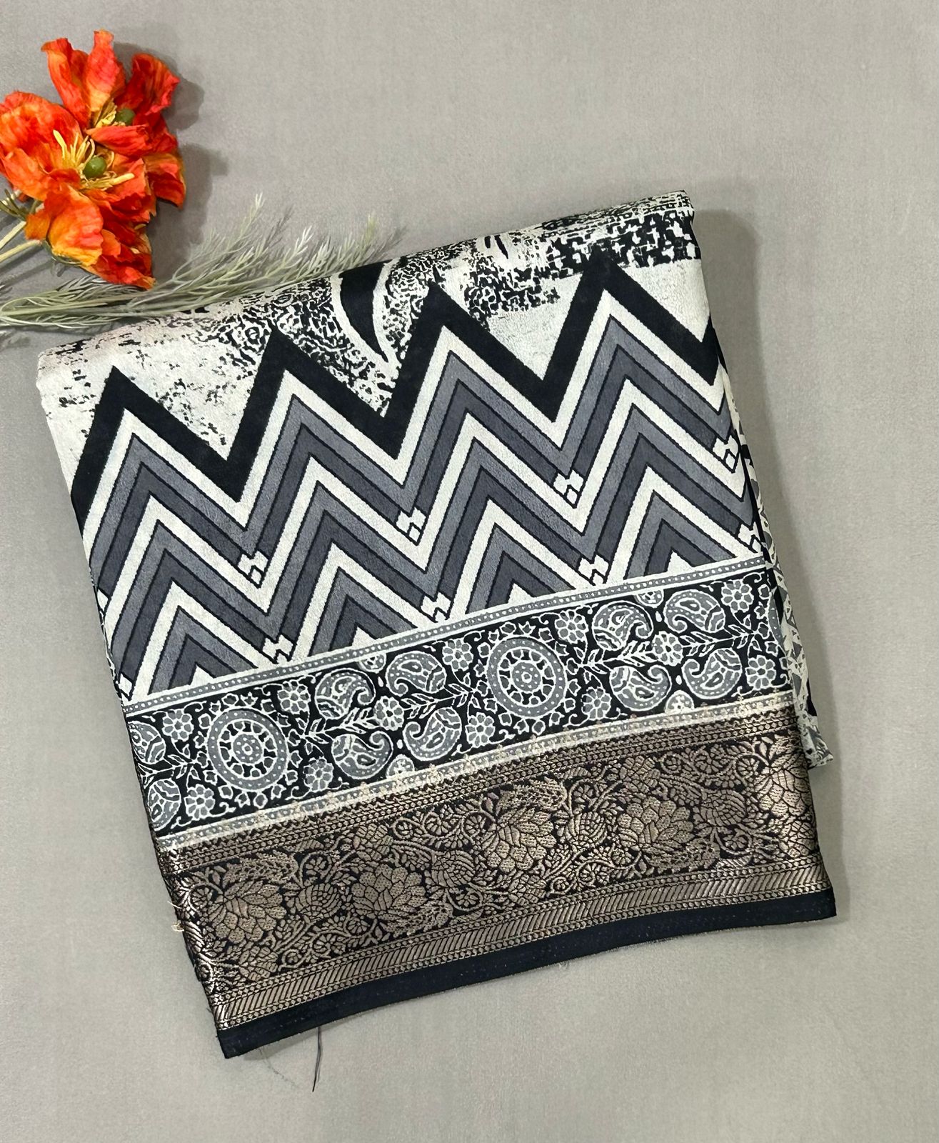 Cream kalamkari printed crepe saree