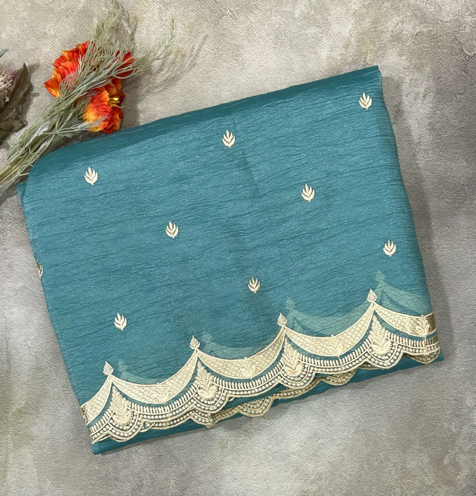 Rama green scallop crush tissue saree