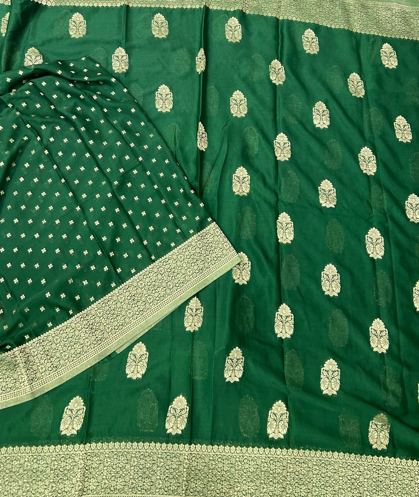 Bottle green big butta designer soft crepe silk