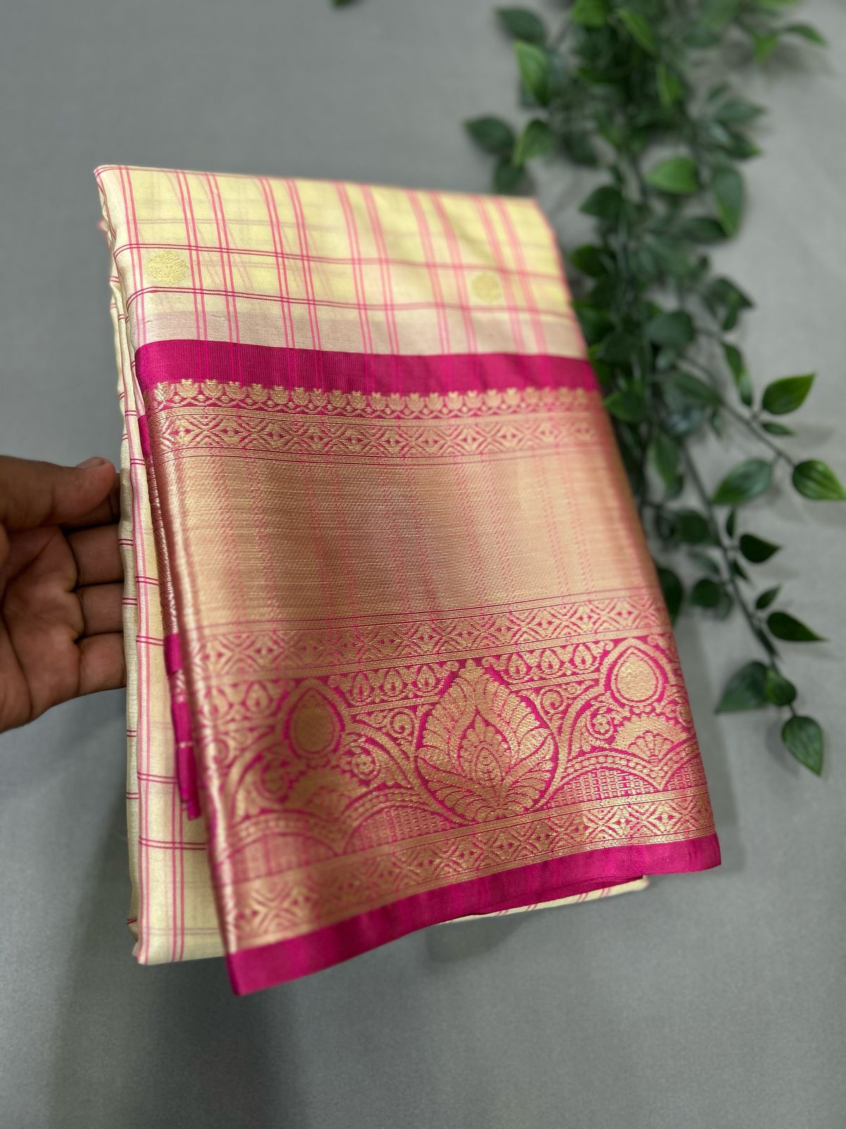 Cream n pink semi kanchi checks saree