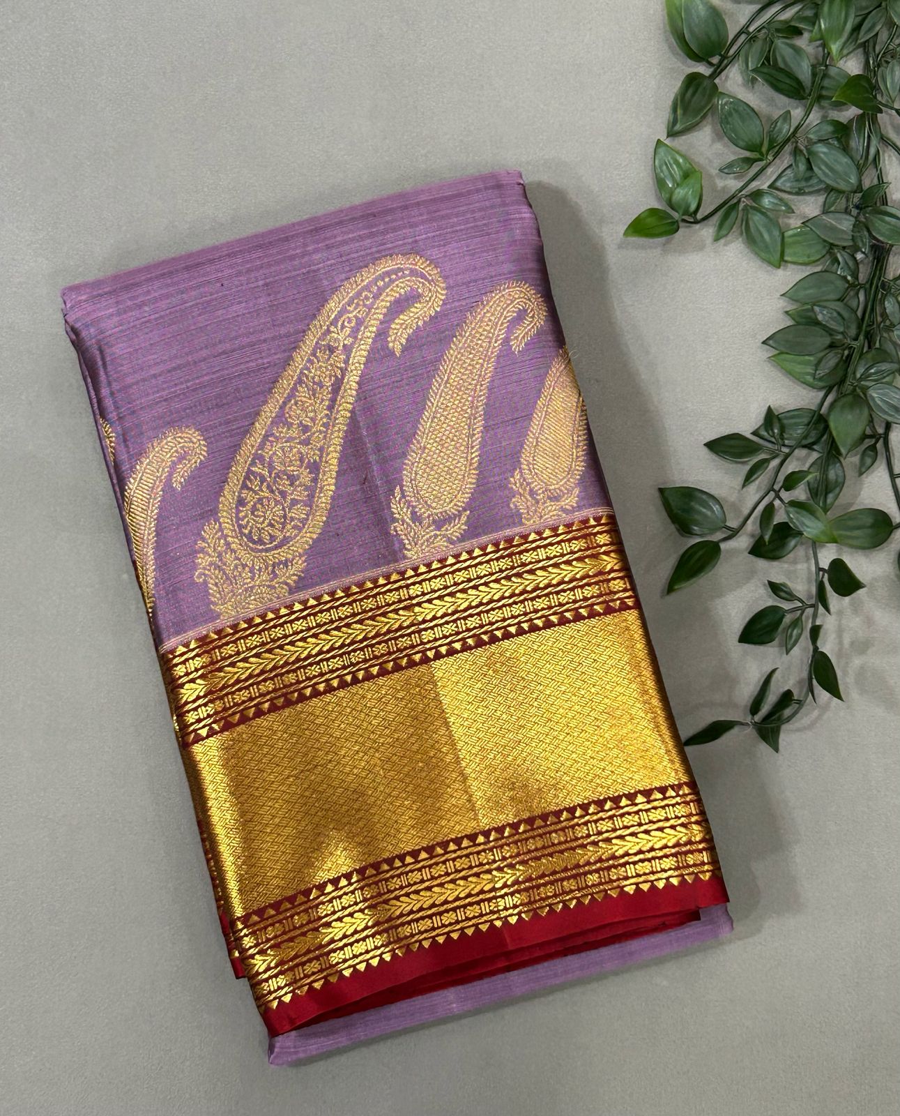 Onion pink mango butta pure kanchipuram silk vintage saree
