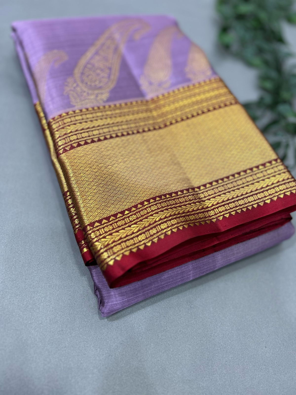 Onion pink mango butta pure kanchipuram silk vintage saree