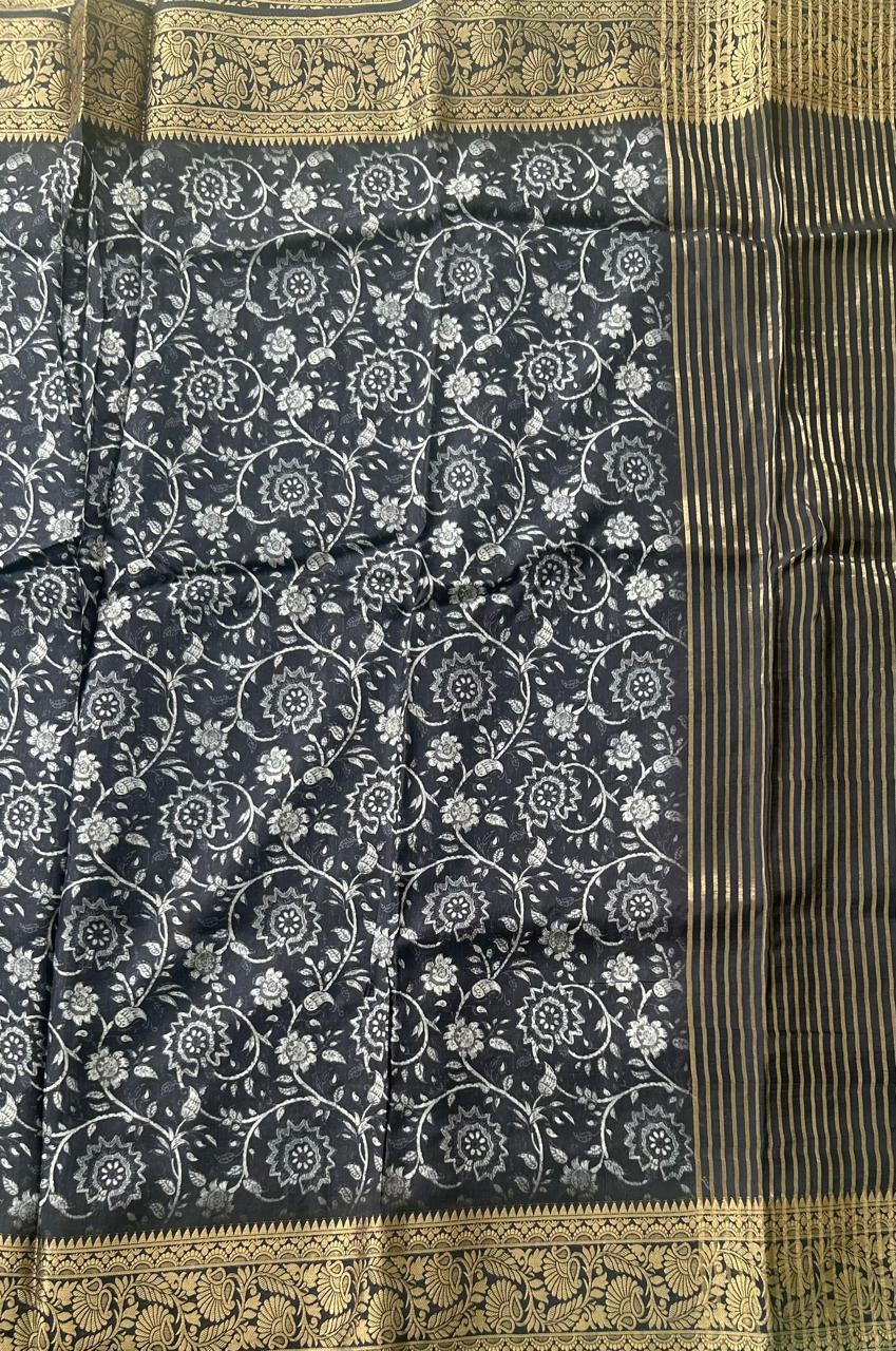 Black n wihte floral design small border saree