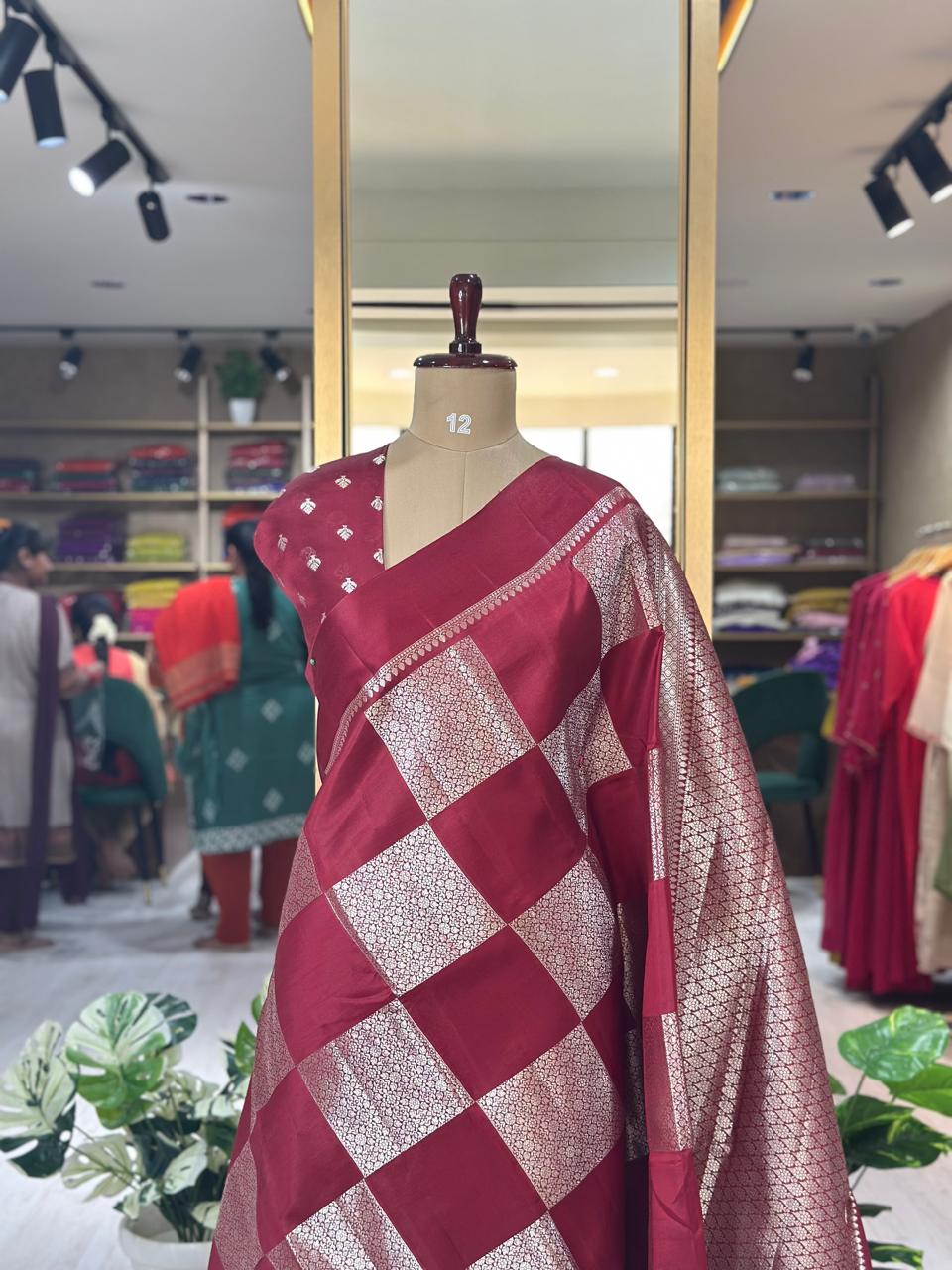 Benarasi Lightweight Saree – Elegant, Comfortable & Timeless,Benarasi light weight-09