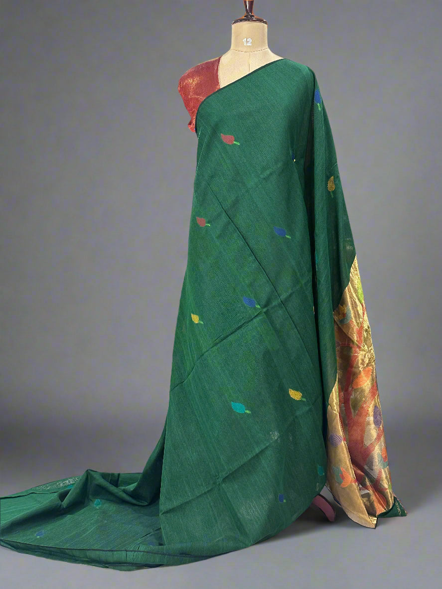 Bottle green Handloom Pure Linen Jamdani Saree – Lightweight & Graceful