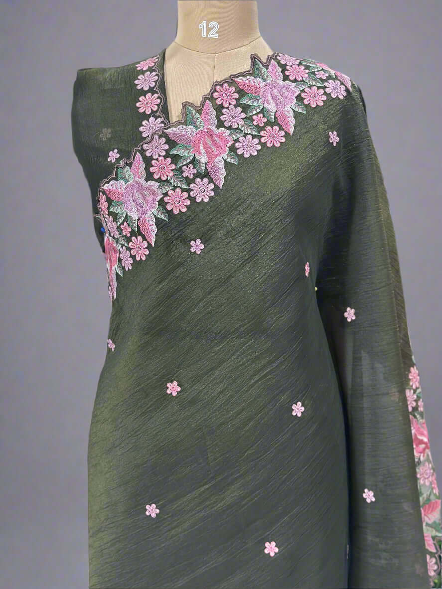 Dark green Elegant Crush Scallop Embroidery Saree – 09