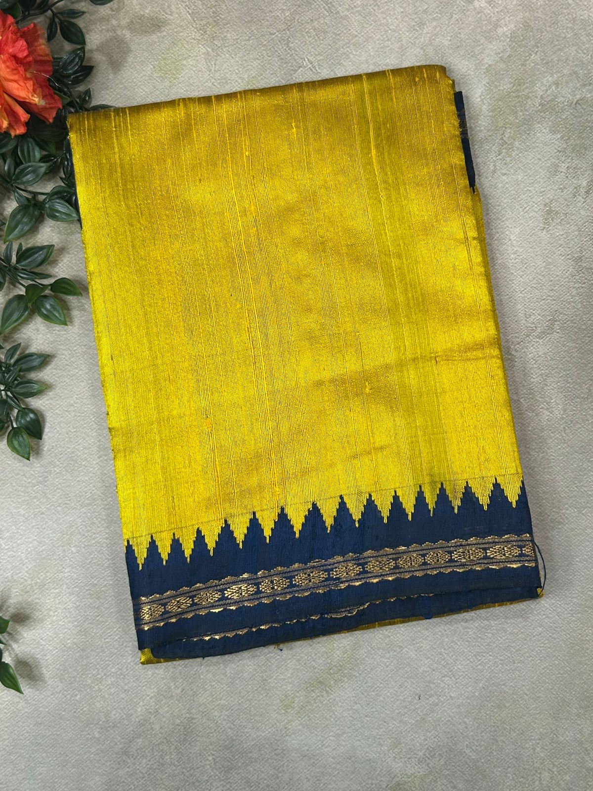 Yellow Elegant Handwoven Matka Silk Saree
