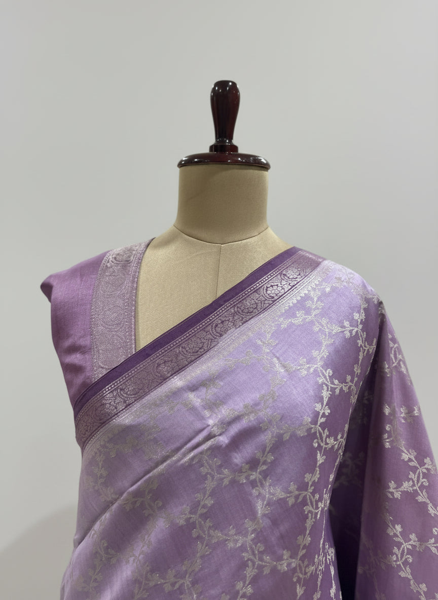 Lilac Elegant Pure Chiniya banarasi  Silk Saree-11