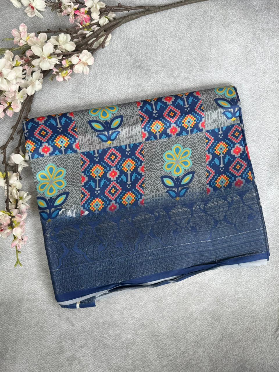 Cream digital print semi silk saree ( YES )