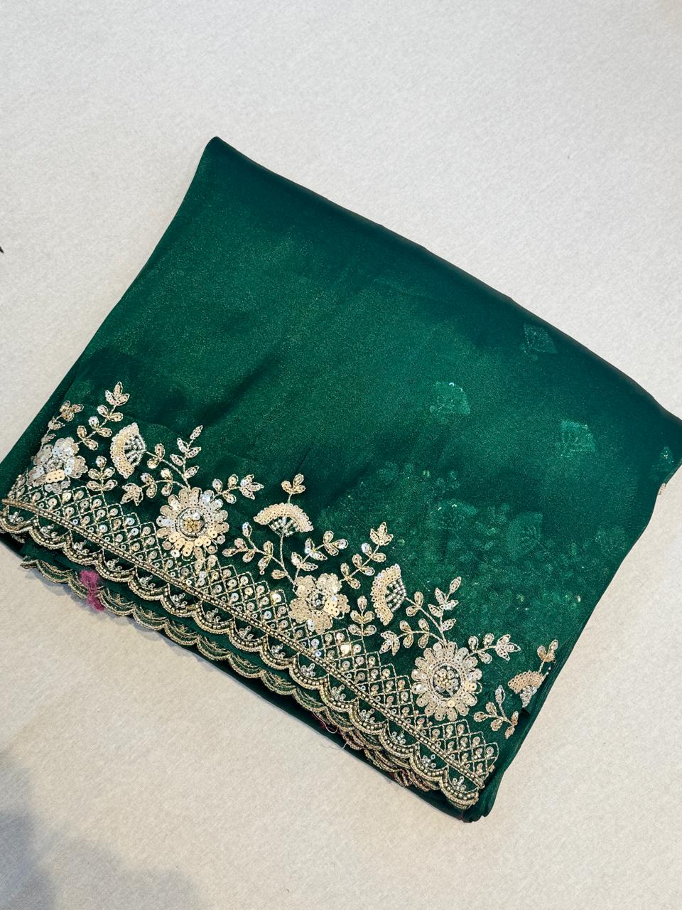 Green scallop border georgette party wear saree (VS)