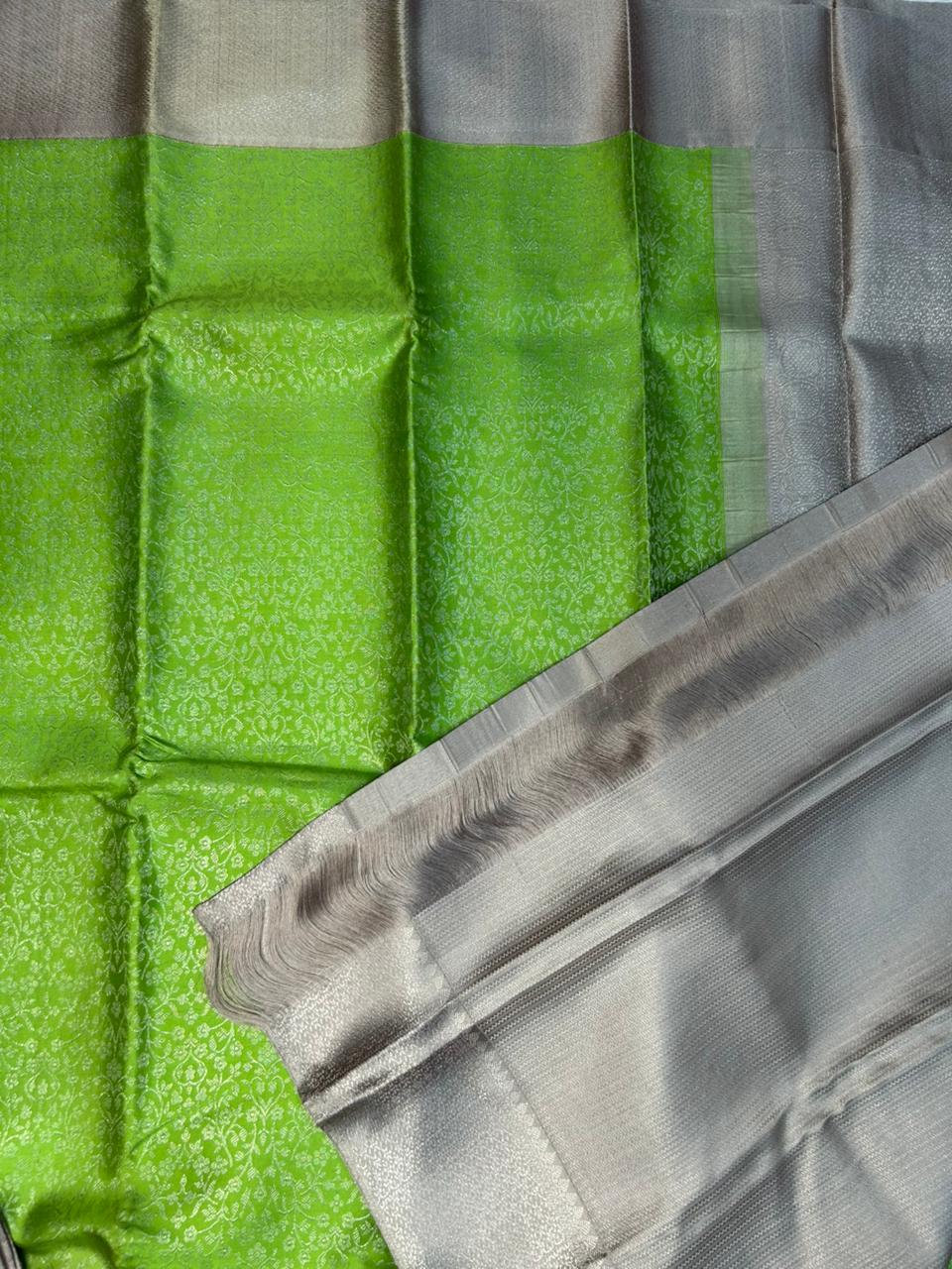 Pastel green n cream  pure kanchipuram-101 silk saree
