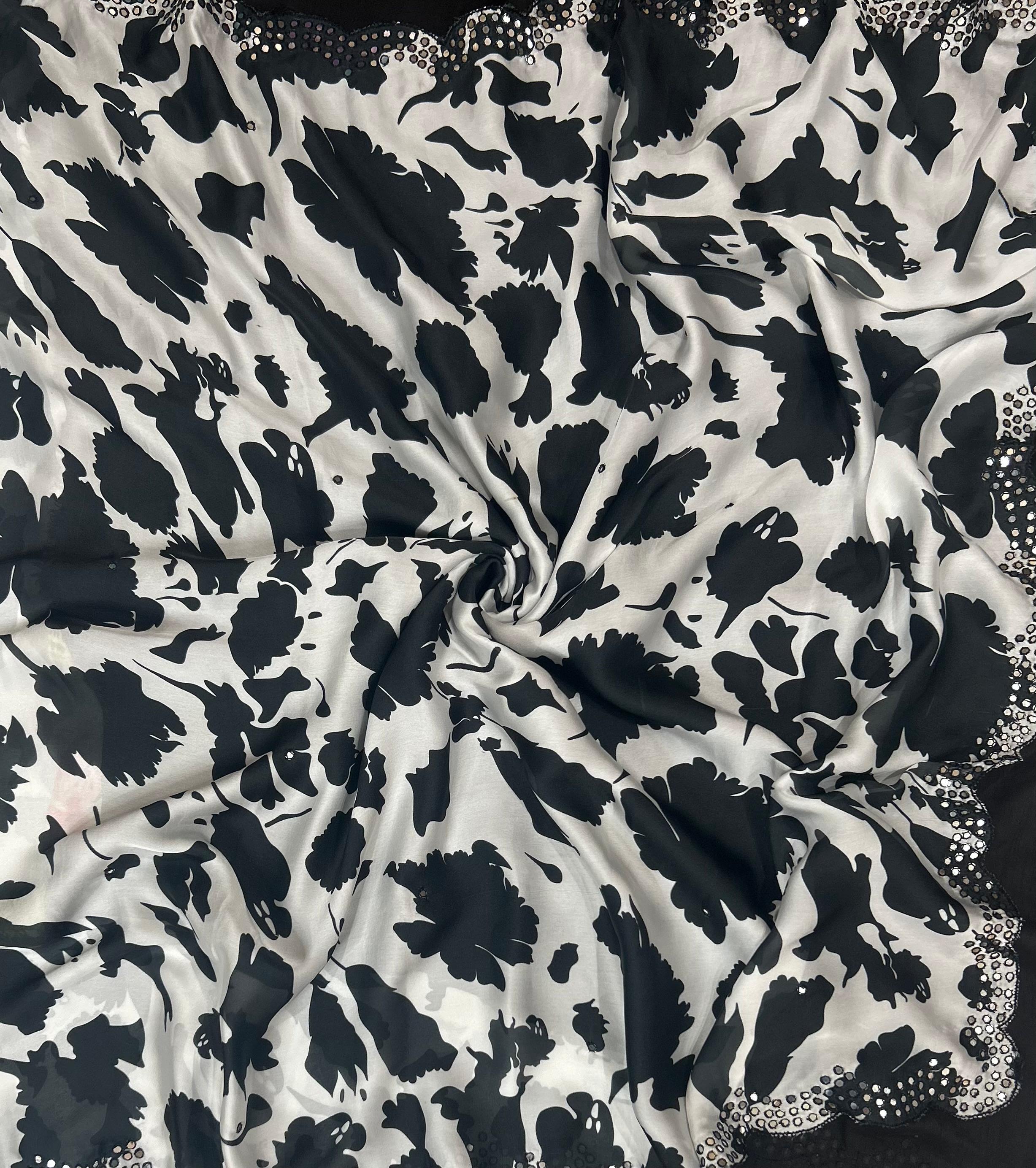 Black n white 102 scallop border georgette saree