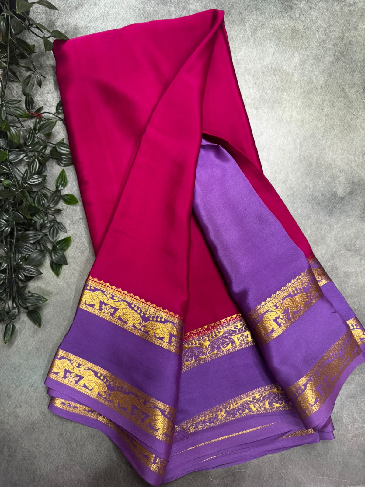 Bright Pink Pure Mysore Silk 106 Saree with Elephent Border