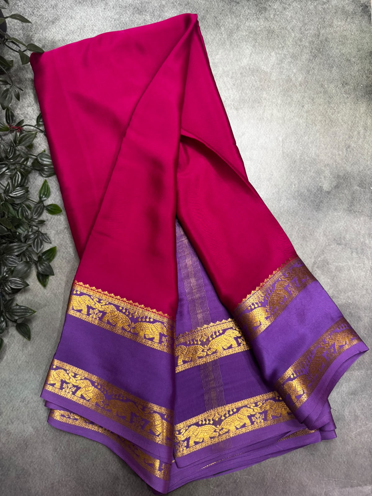 Bright Pink Pure Mysore Silk 106 Saree with Elephent Border