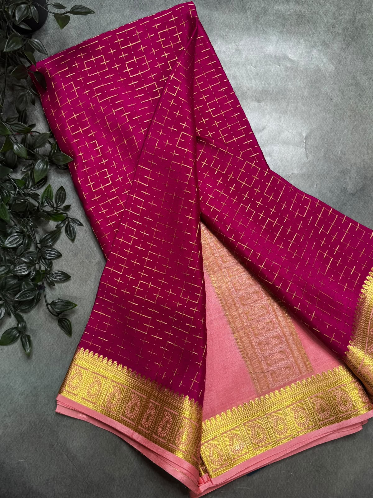 Dark Pink Geometric Design Pure Mysore Silk 106 Saree