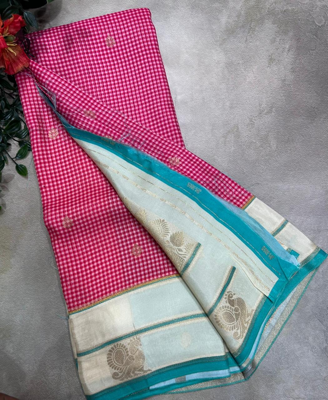 Pink n Cream Checks Semi Crepe 106 Saree