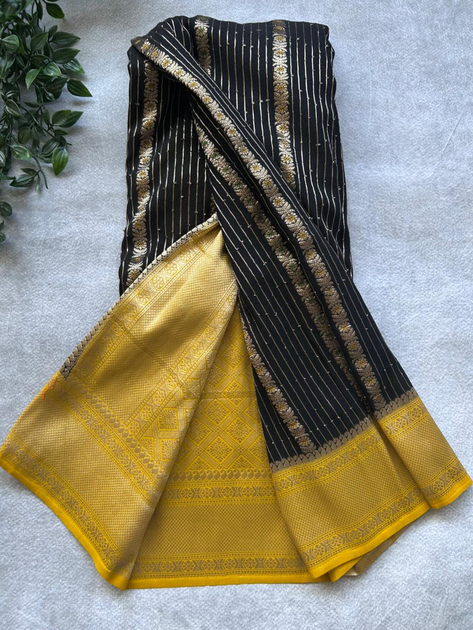 Black semi crepe Saree SCS106