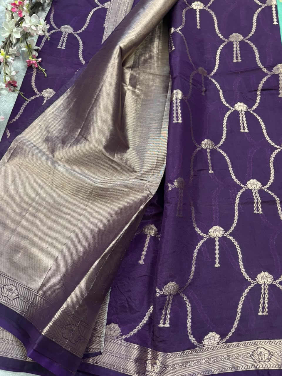wine n glod crepe saree
