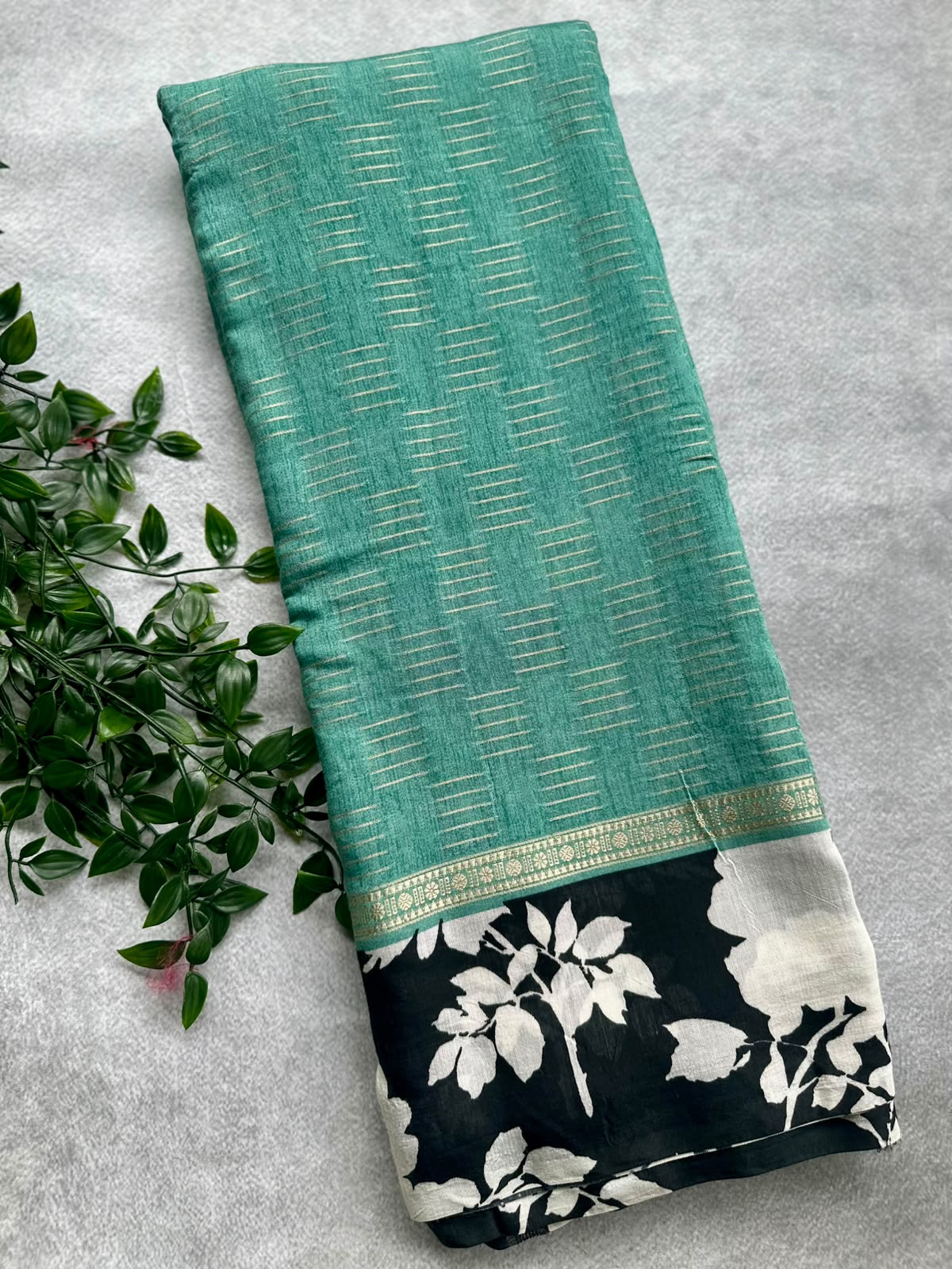 semi tussar rama green saree